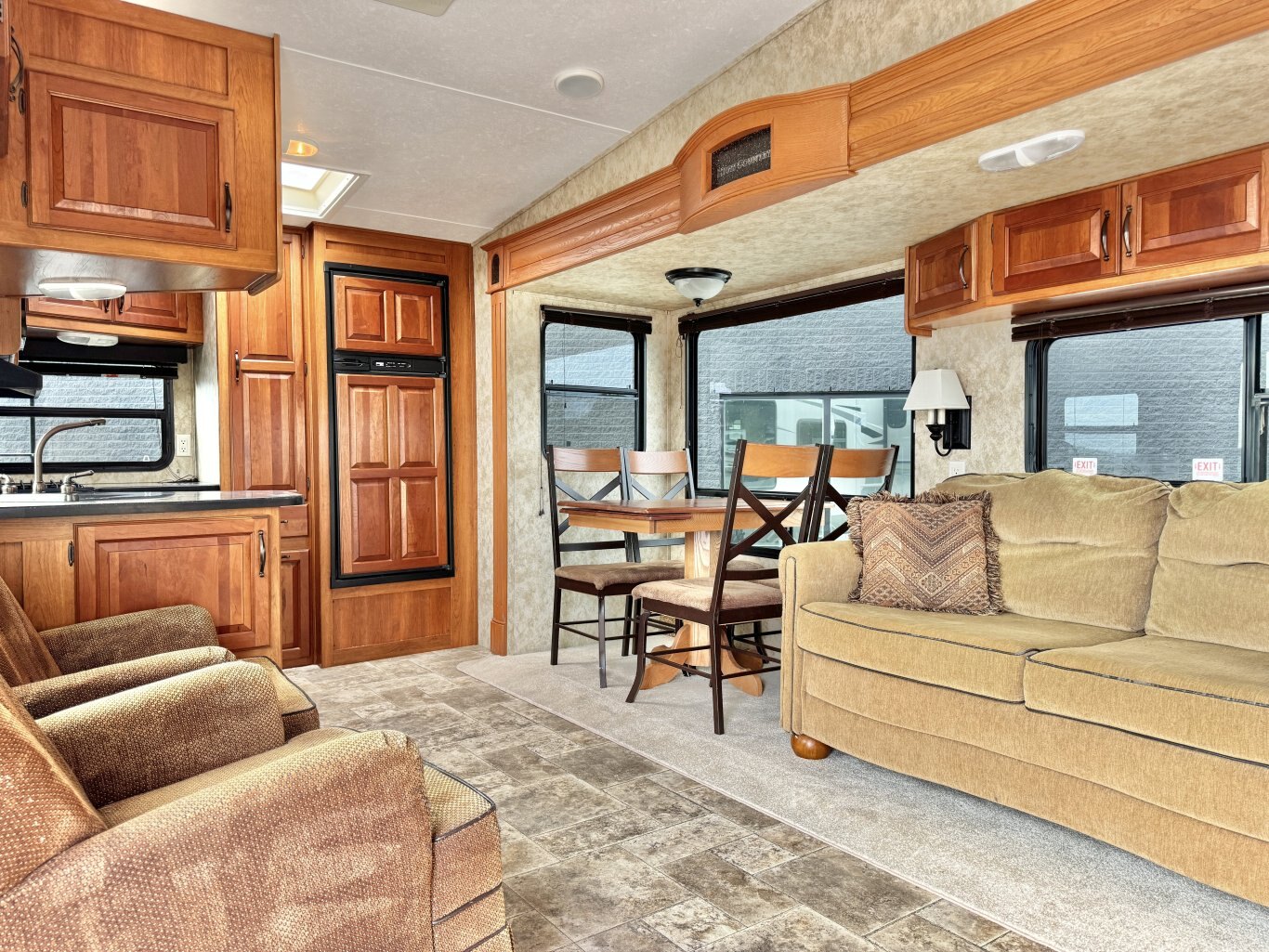 2012 Cougar 299RKS Fifth Wheel