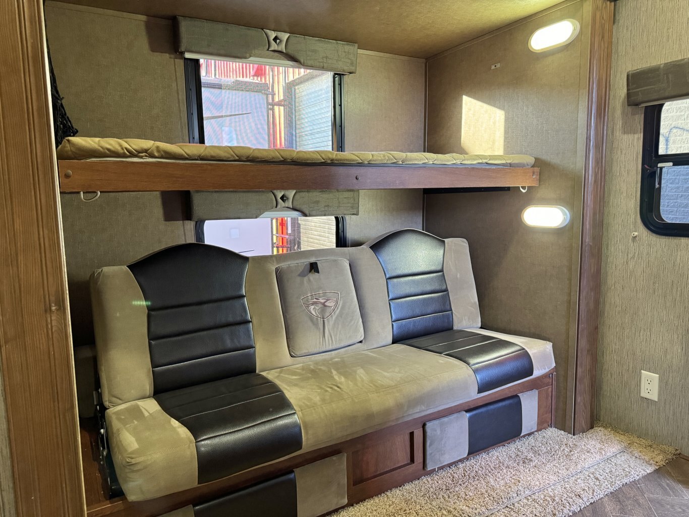 2015 Sabre 322BHTS Fifth Wheel