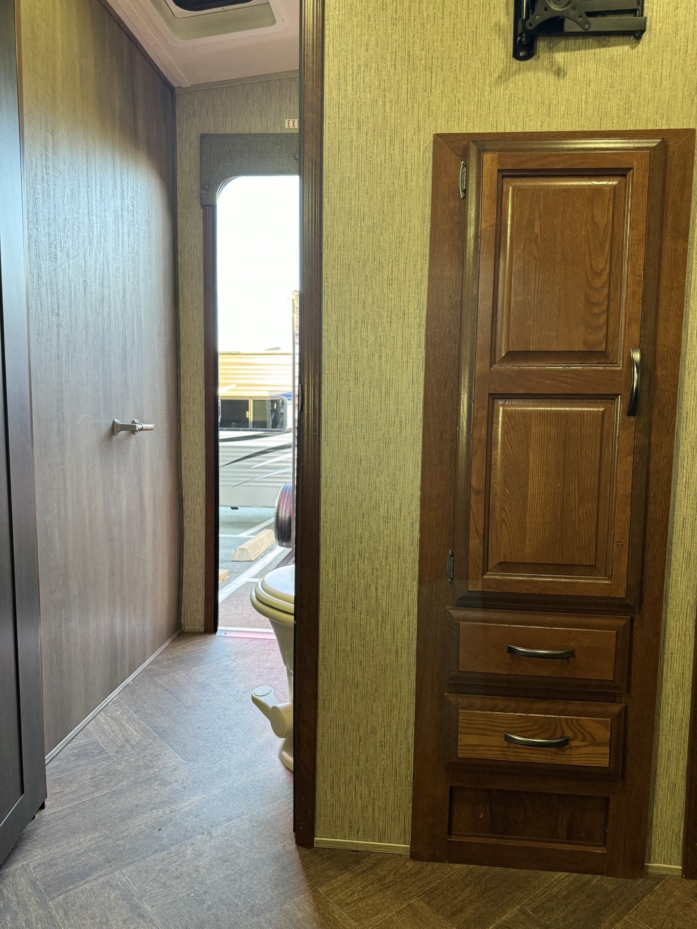 2015 Sabre 322BHTS Fifth Wheel