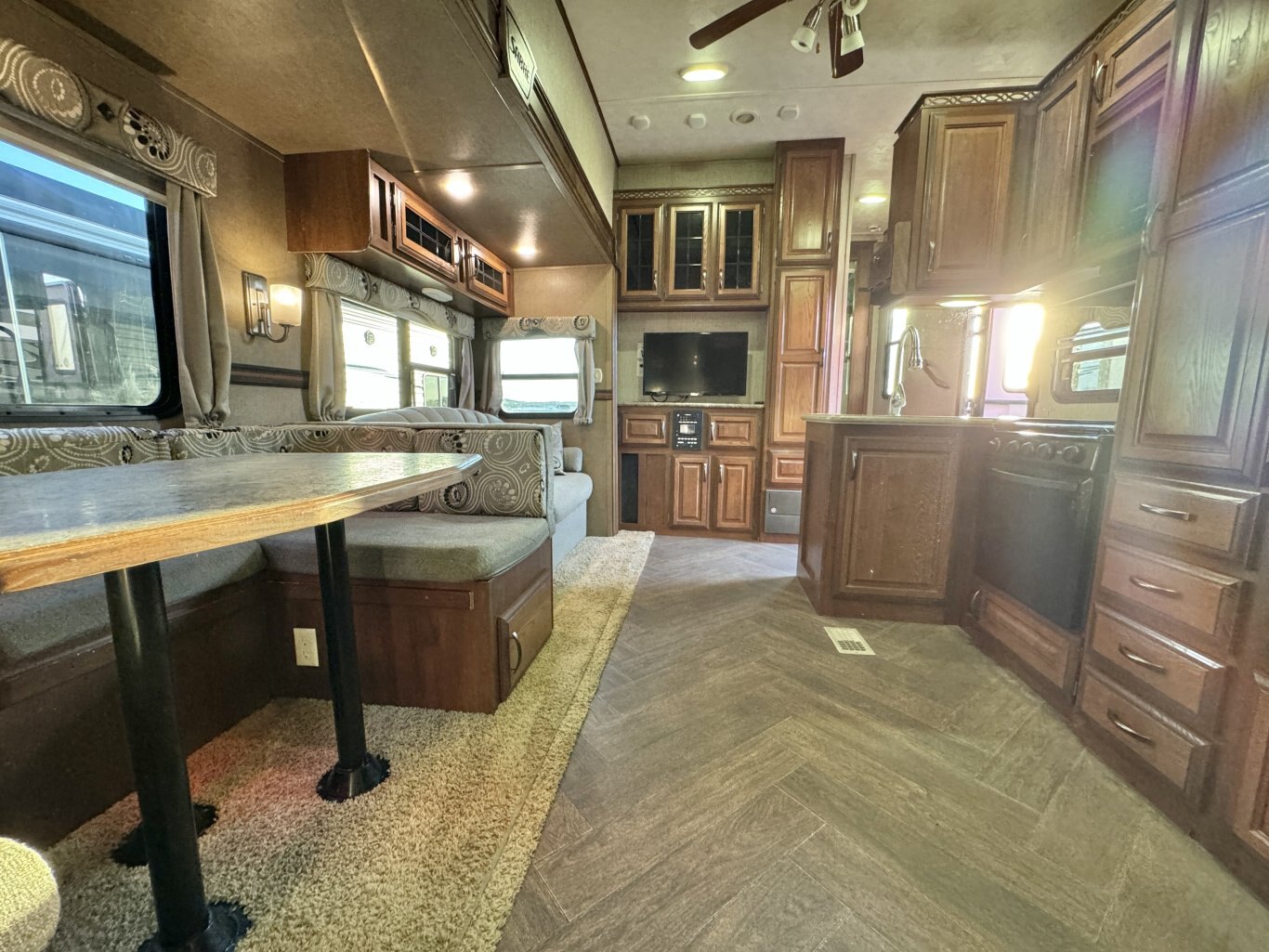 2015 Sabre 322BHTS Fifth Wheel