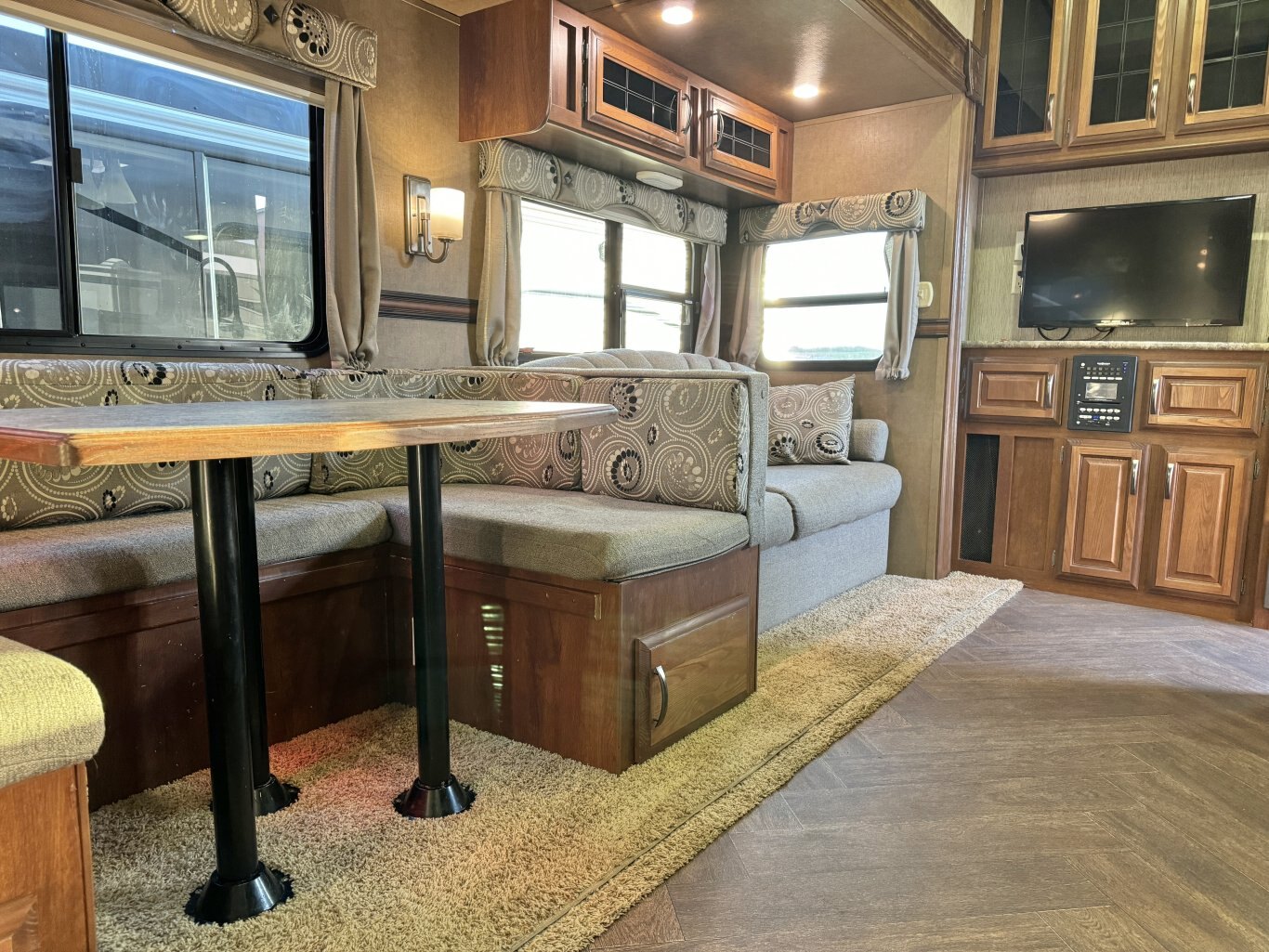 2015 Sabre 322BHTS Fifth Wheel