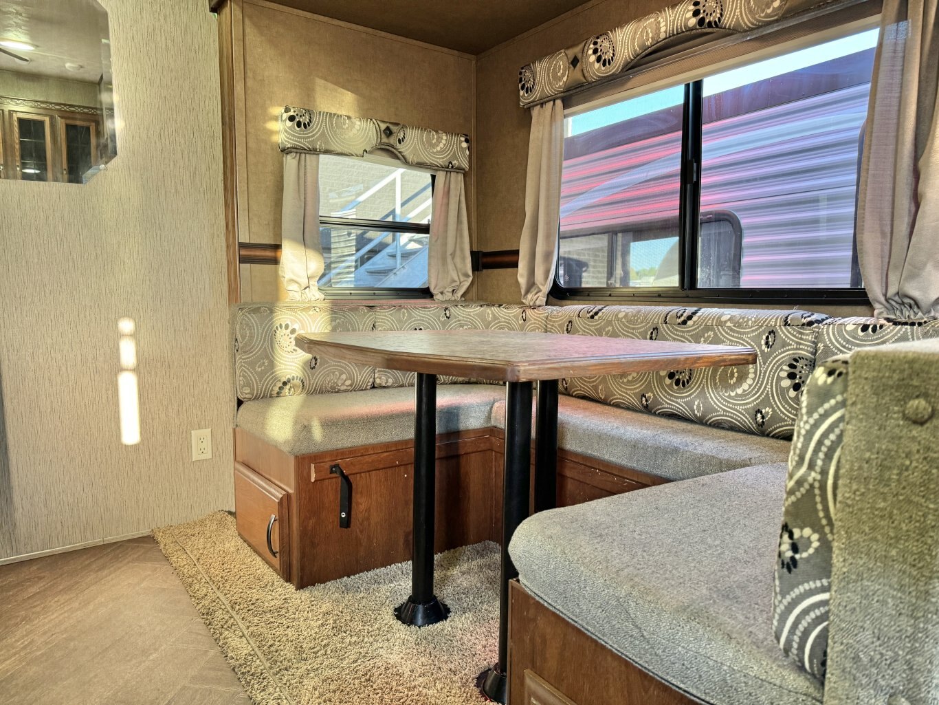 2015 Sabre 322BHTS Fifth Wheel