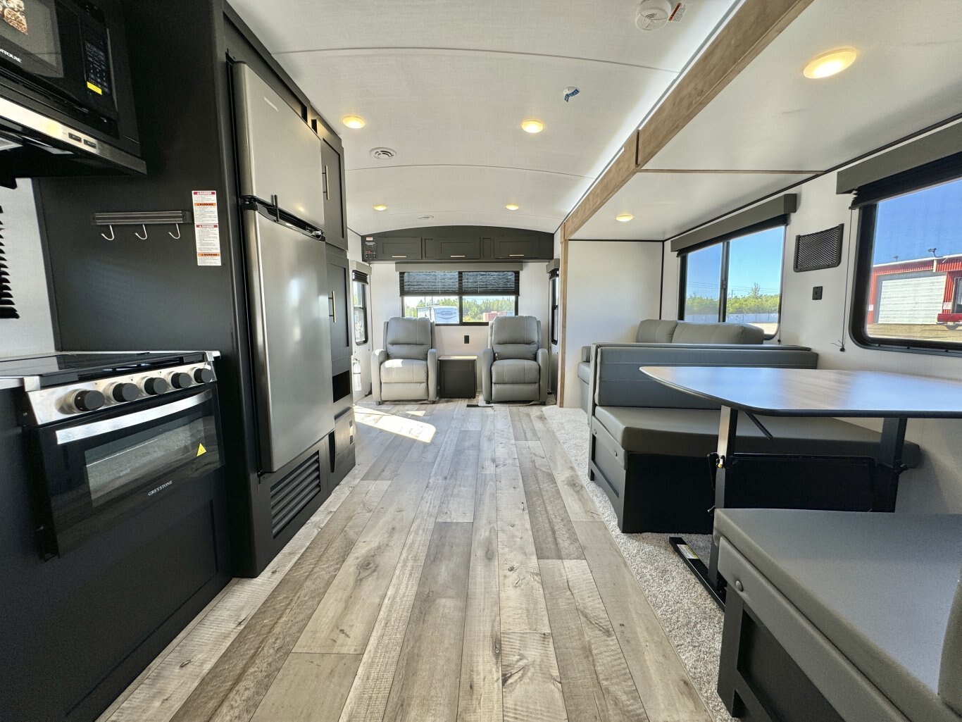 2022 Springdale 285TL Travel Trailer