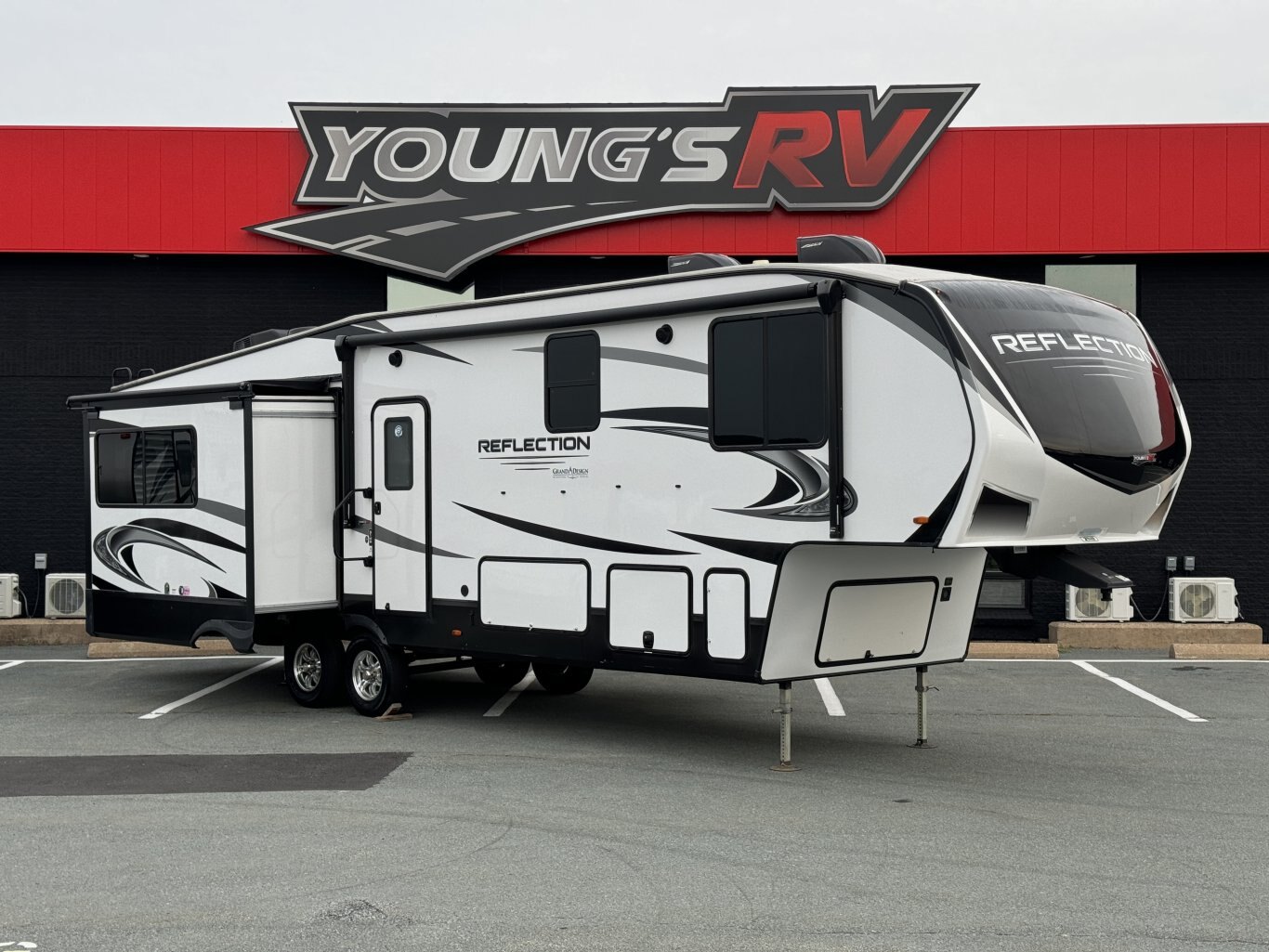 2022 Grand Design Reflection 31MB Fifth Wheel