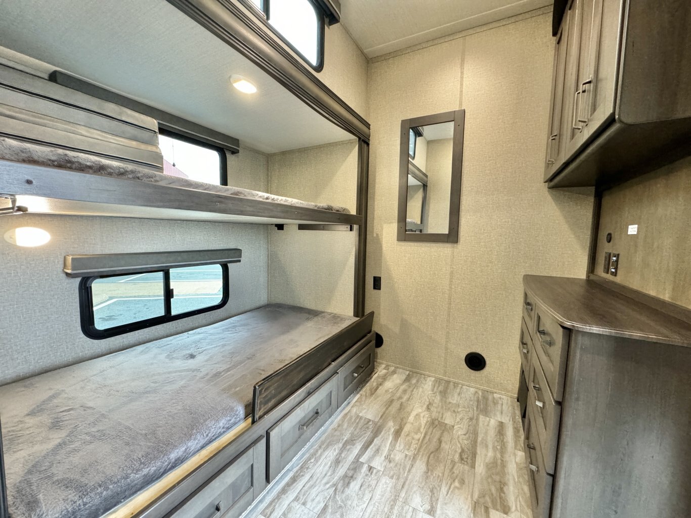 2022 Grand Design Reflection 31MB Fifth Wheel