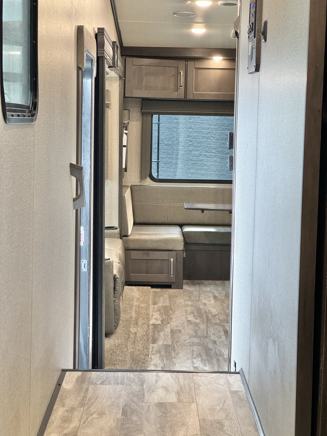 2022 Grand Design Reflection 31MB Fifth Wheel