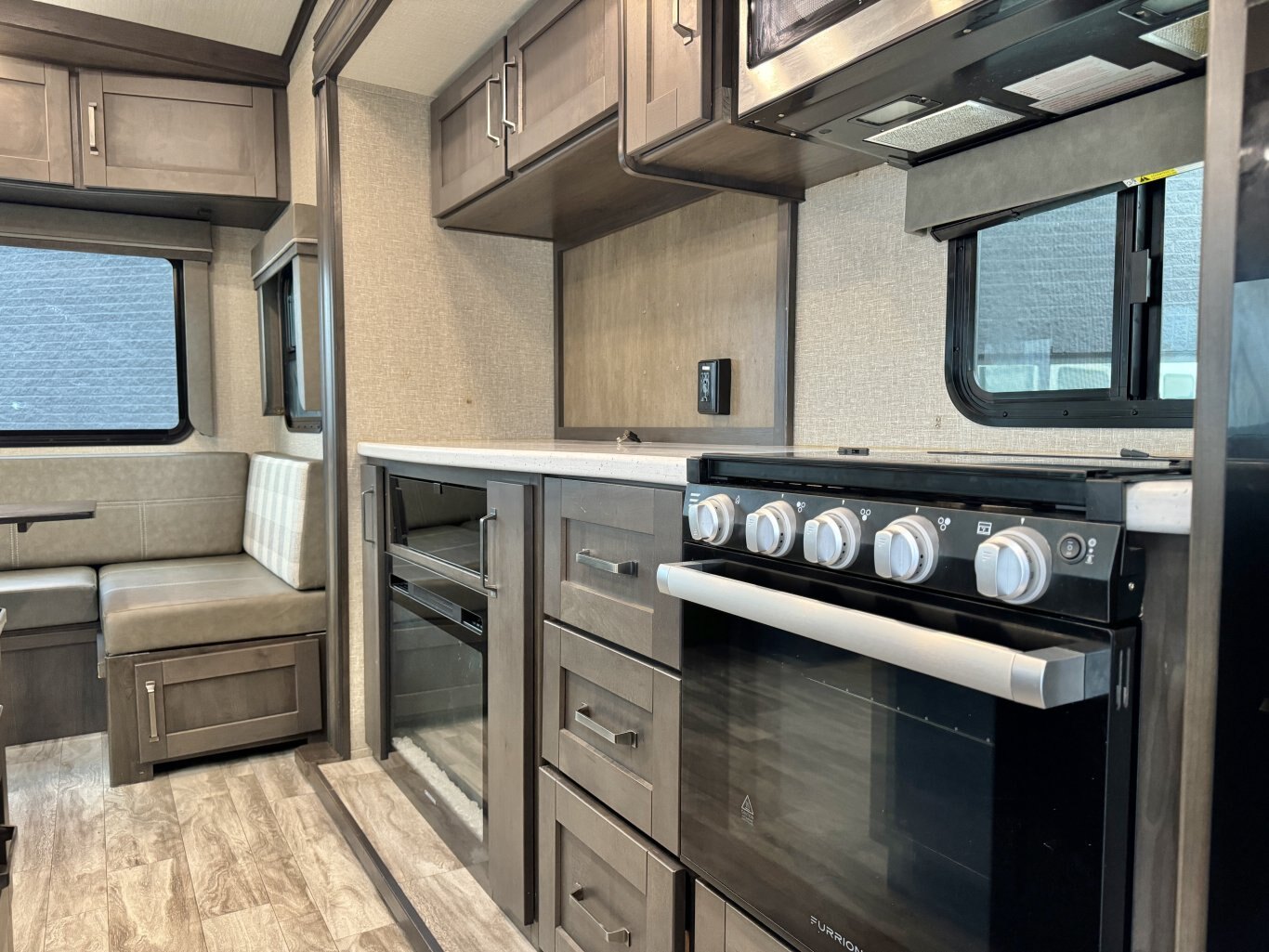 2022 Grand Design Reflection 31MB Fifth Wheel