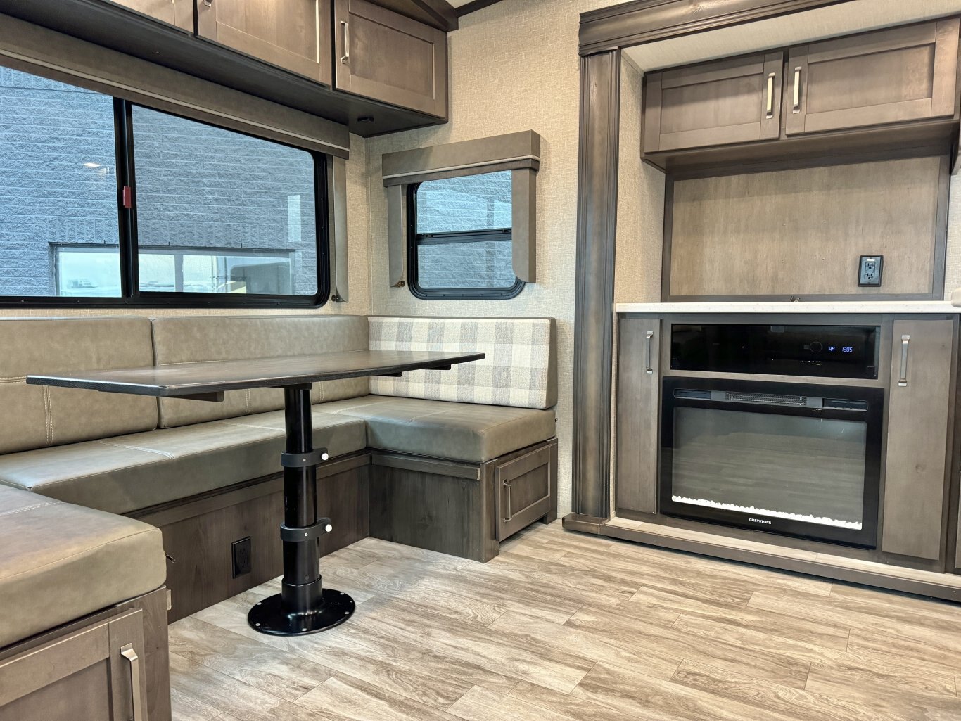 2022 Grand Design Reflection 31MB Fifth Wheel