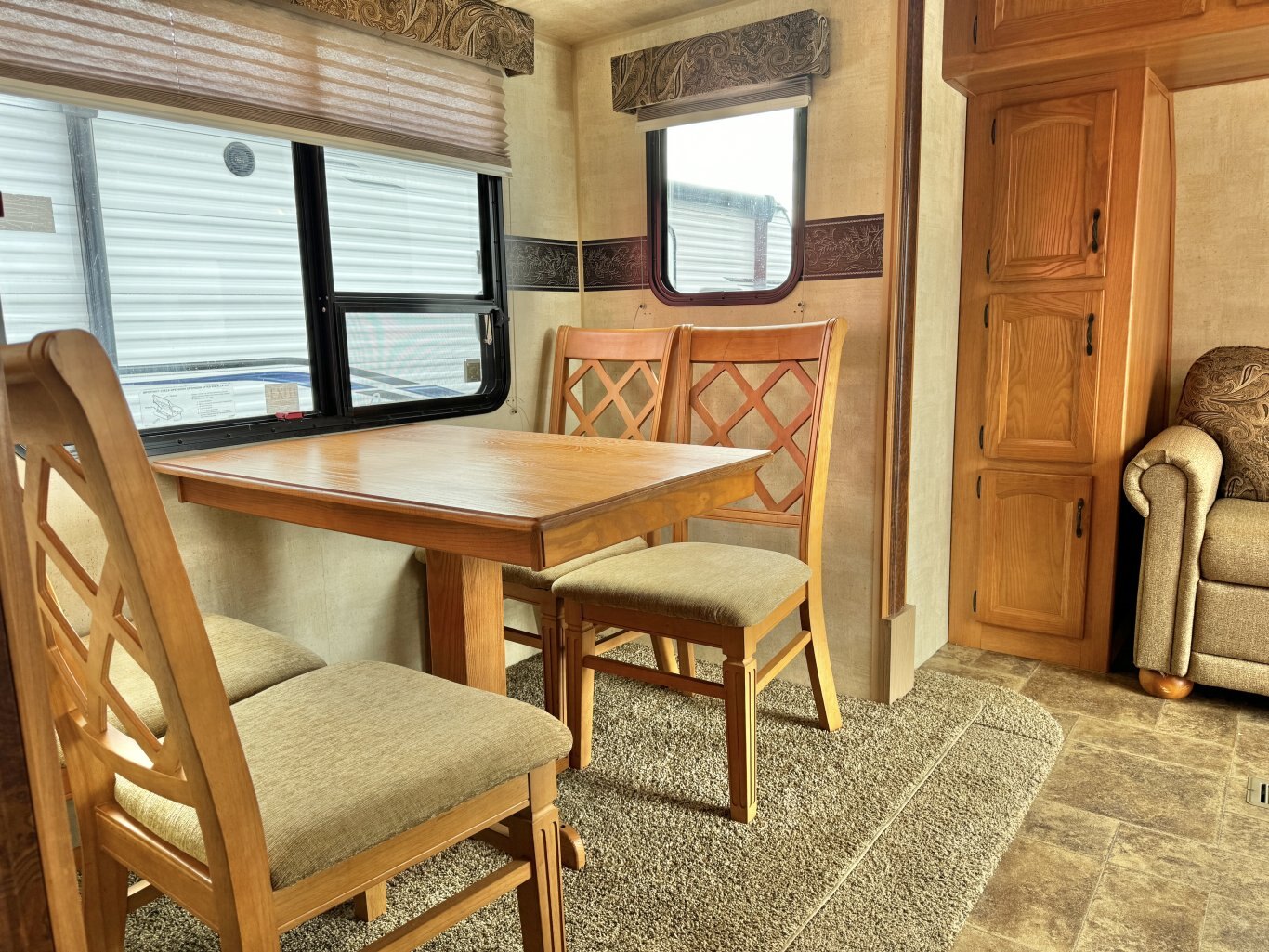 2011 Hornet 27FLBS Travel Trailer