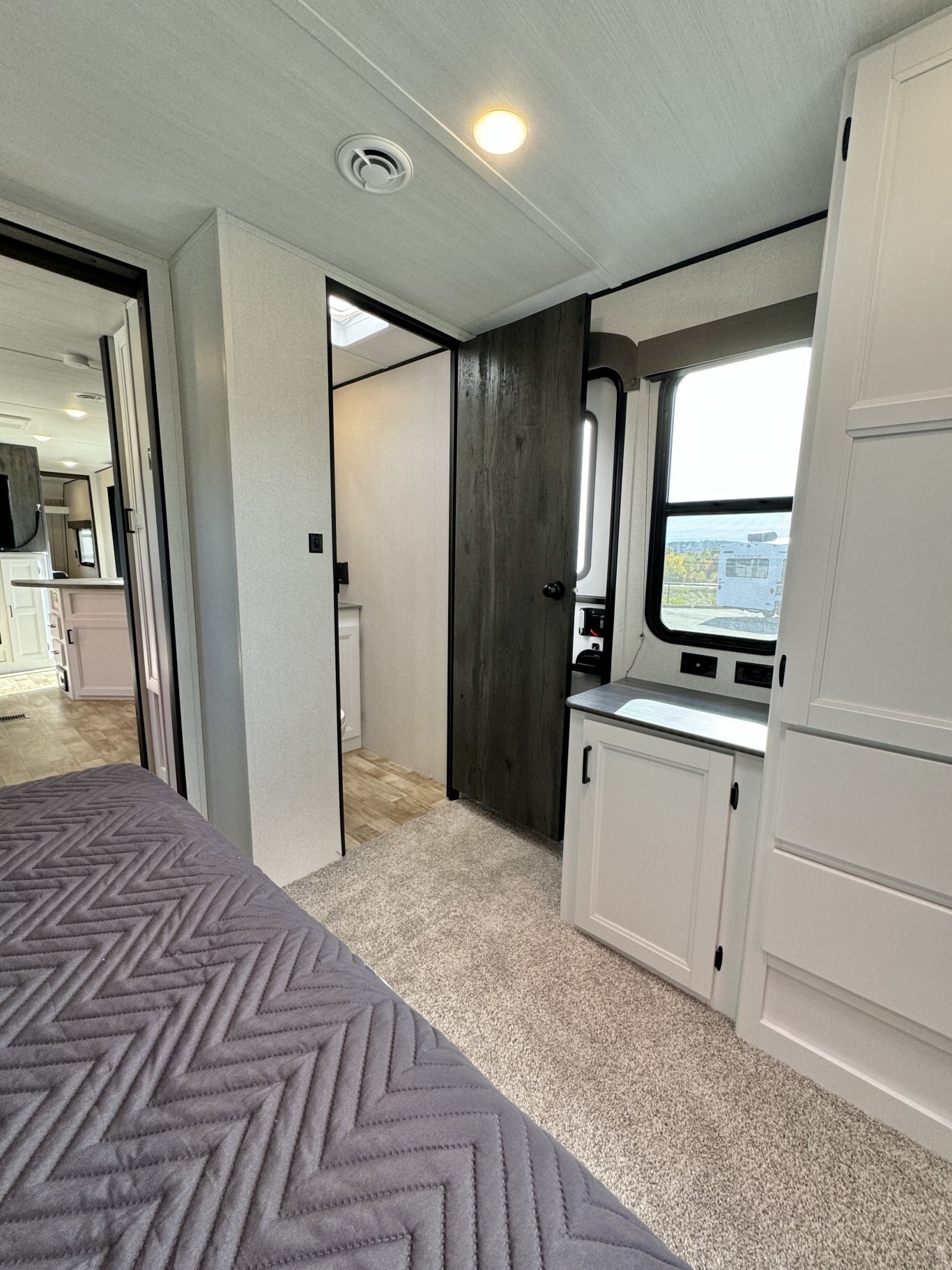 2022 Hideout 38FQTS Travel Trailer