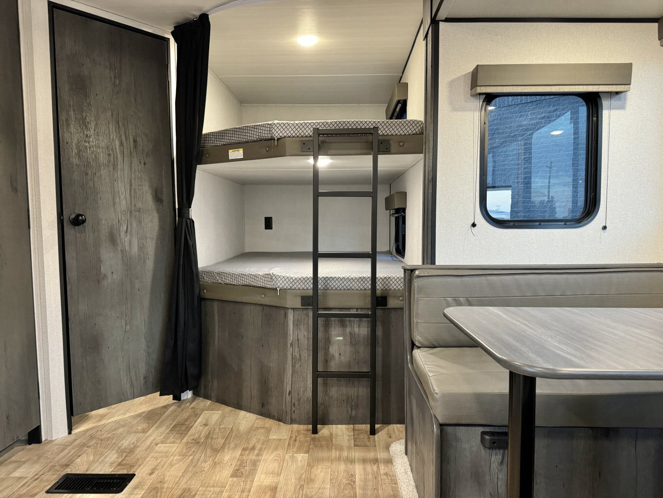 2022 Hideout 272BH Travel Trailer