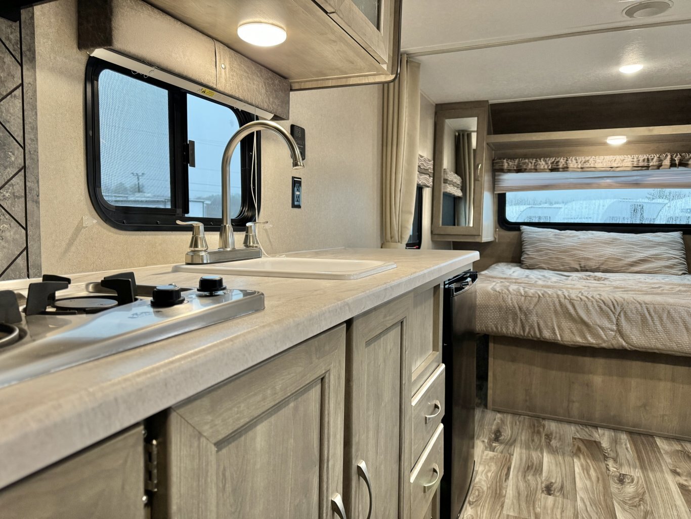 2019 Puma 18FCB Travel Trailer