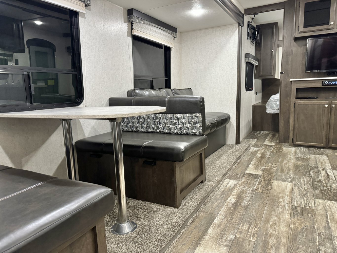 2019 Autumn Ridge 26BHS Travel Trailer