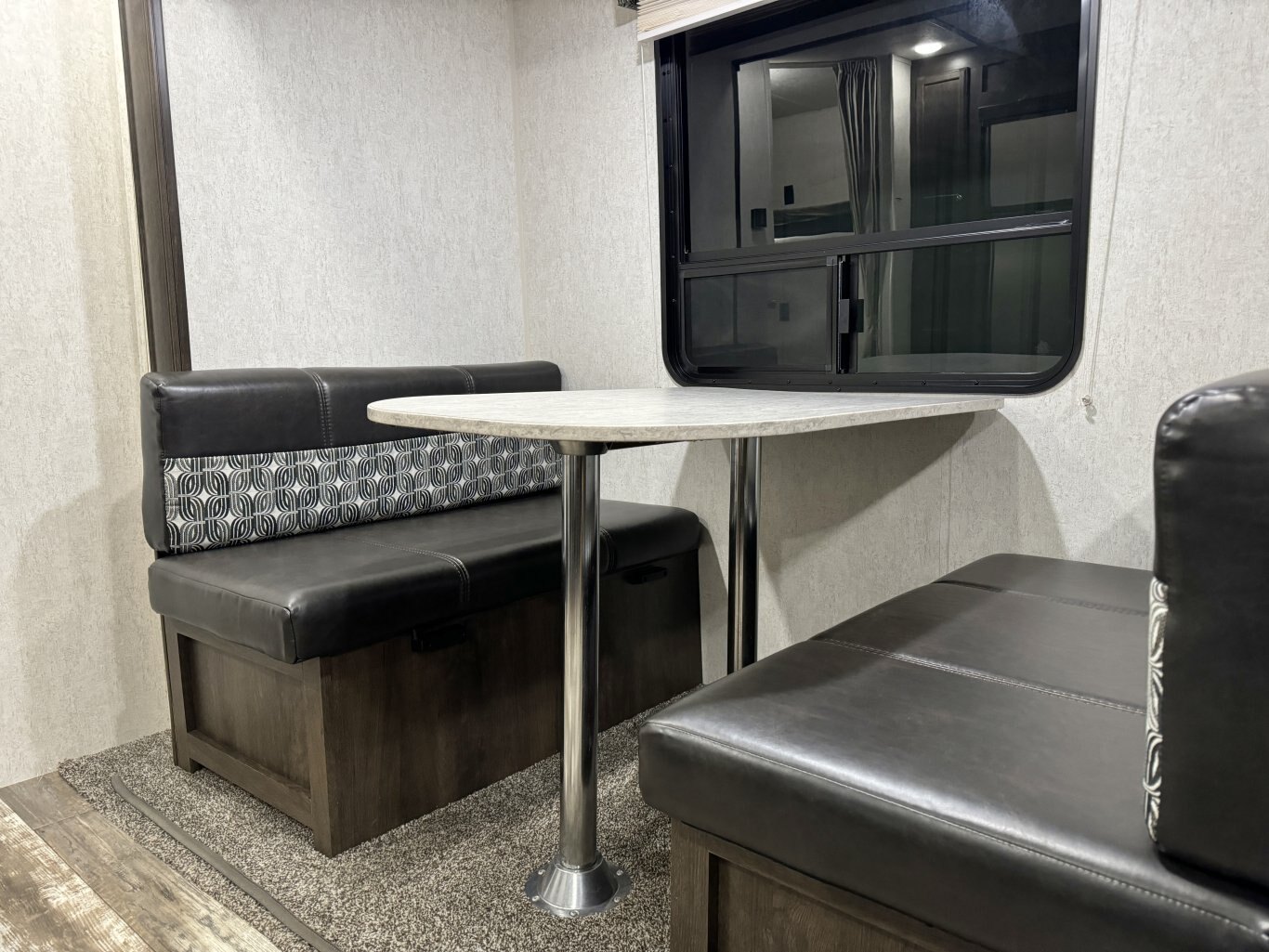 2019 Autumn Ridge 26BHS Travel Trailer