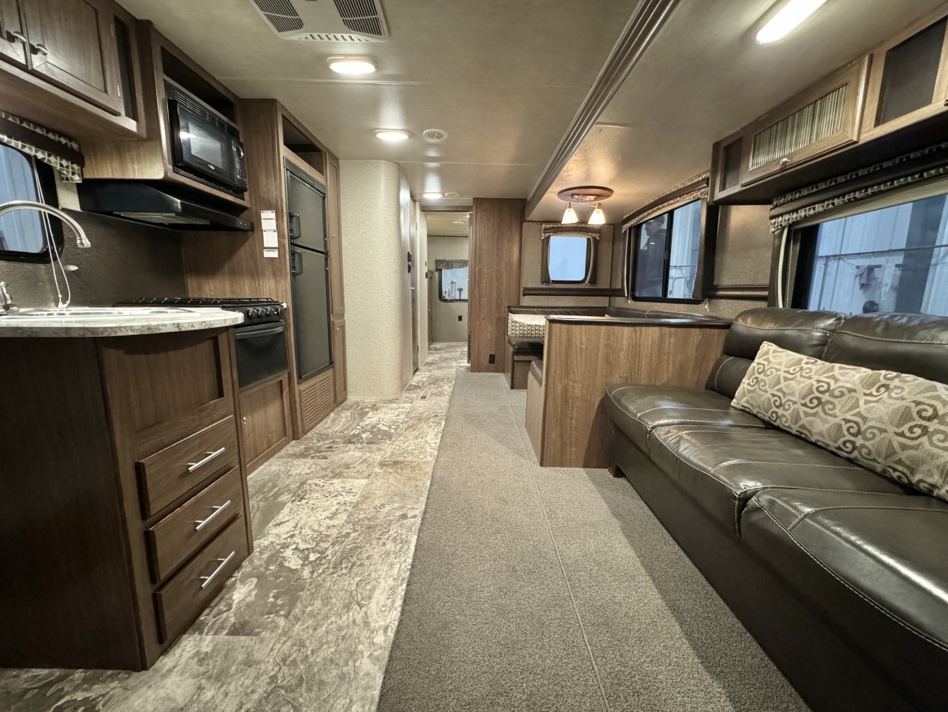 2018 Pioneer 310DS Travel Trailer