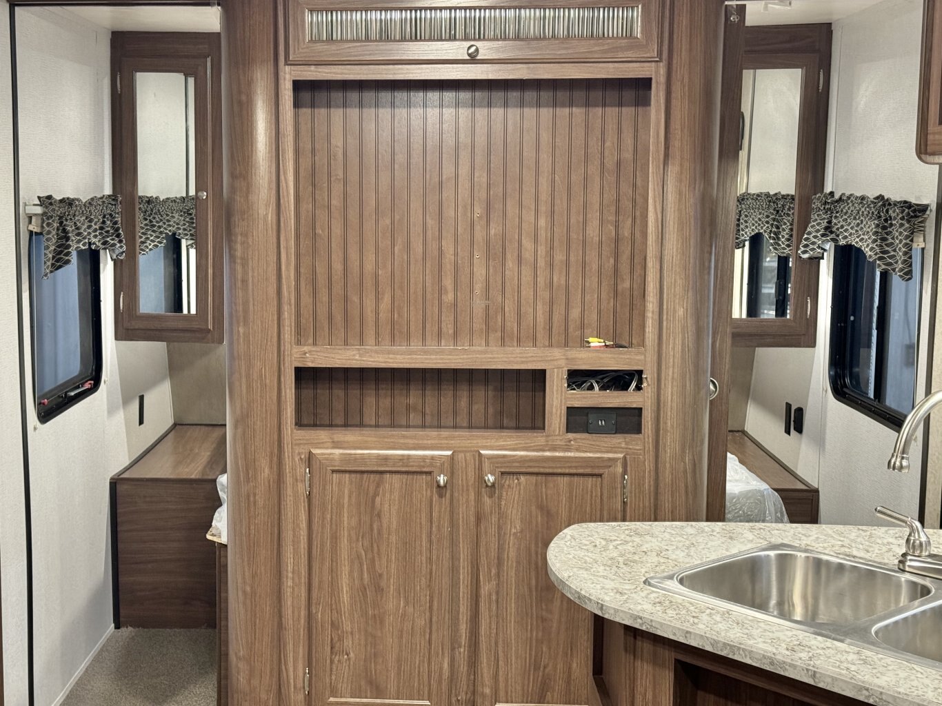 2018 Pioneer 310DS Travel Trailer