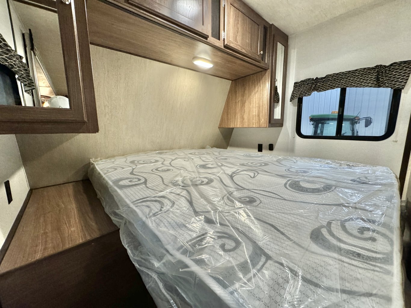 2018 Pioneer 310DS Travel Trailer