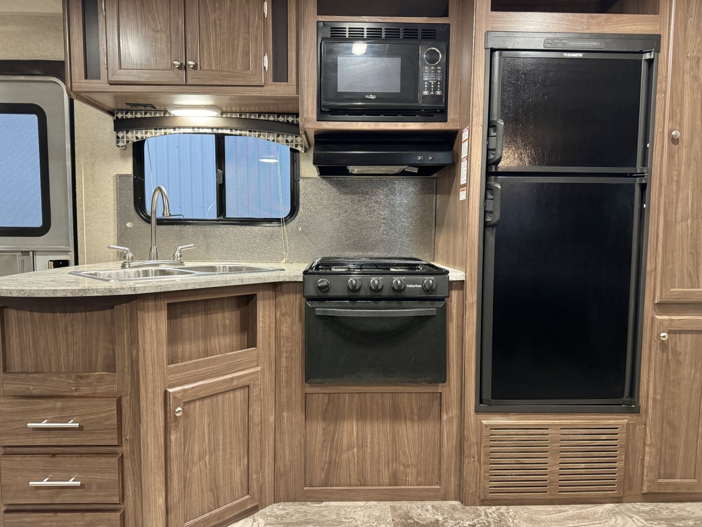 2018 Pioneer 310DS Travel Trailer