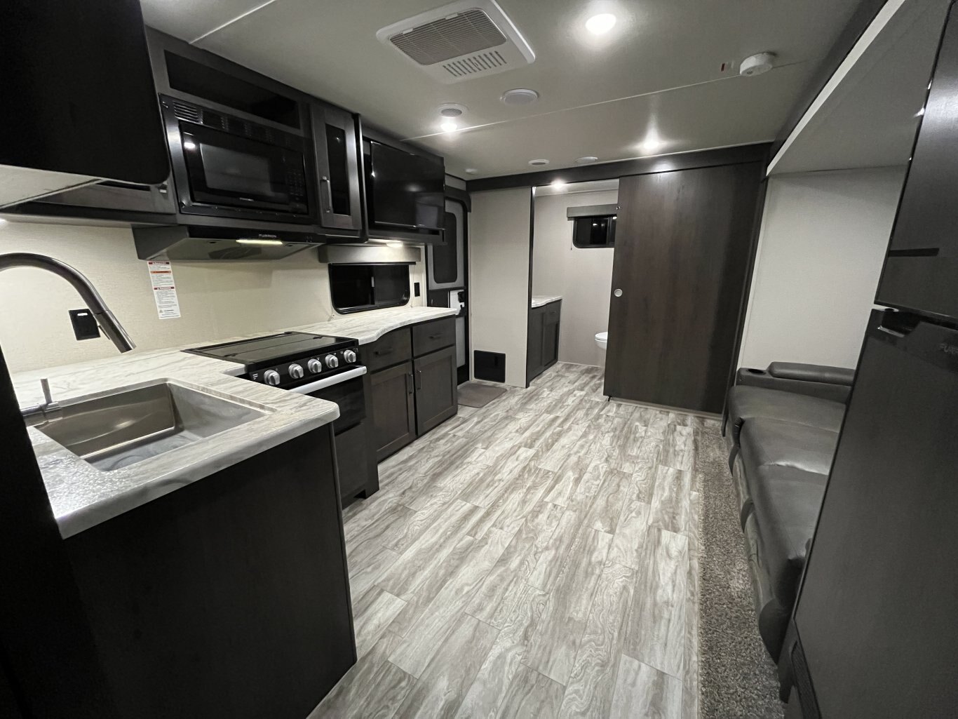 2022 Grand Design Transcend 221RB Travel Trailer