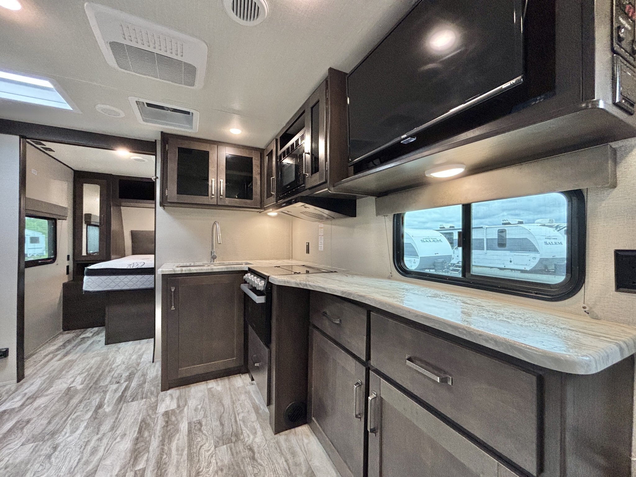 2022 Grand Design Transcend 221RB