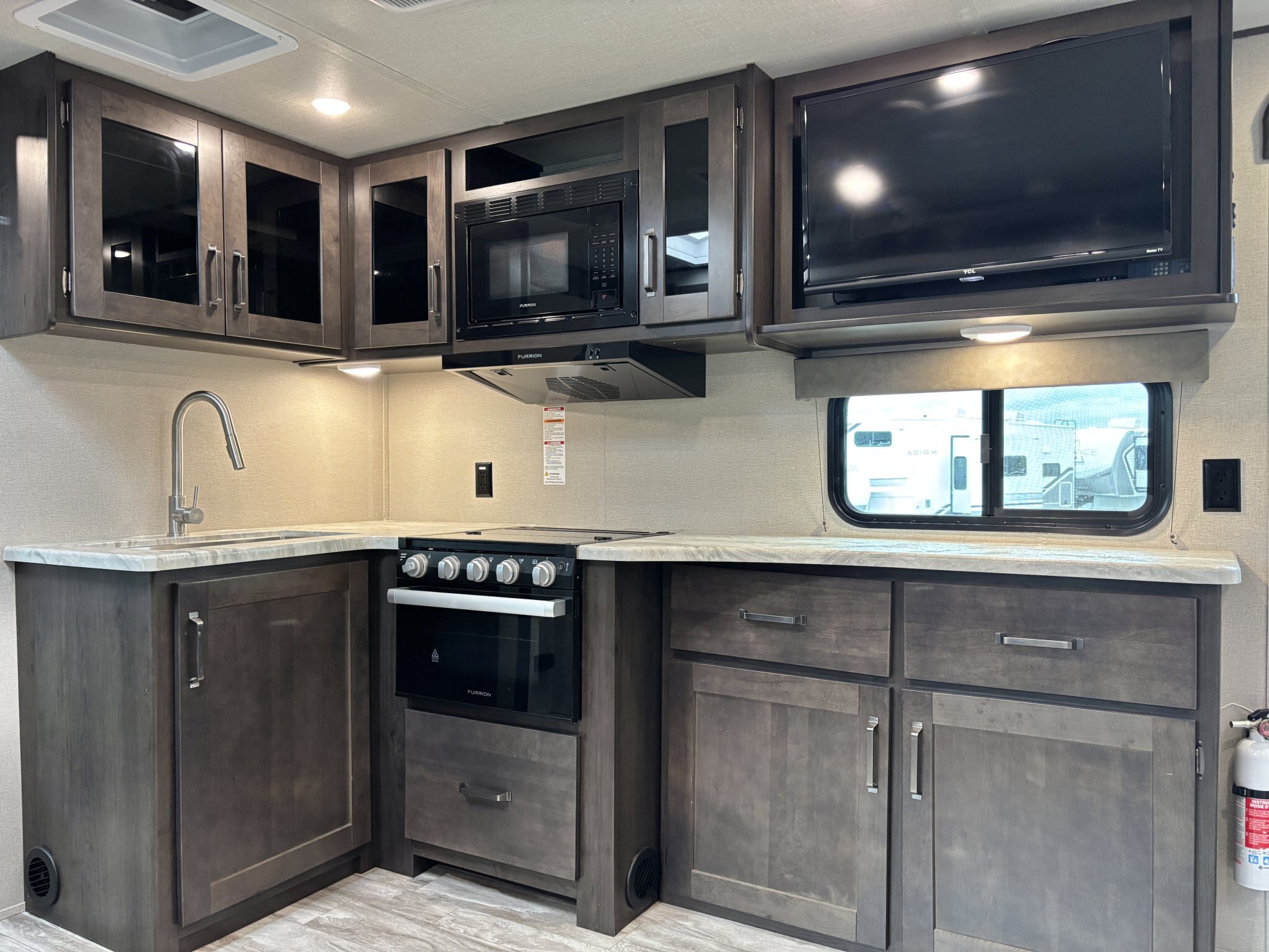 2022 Grand Design Transcend 221RB