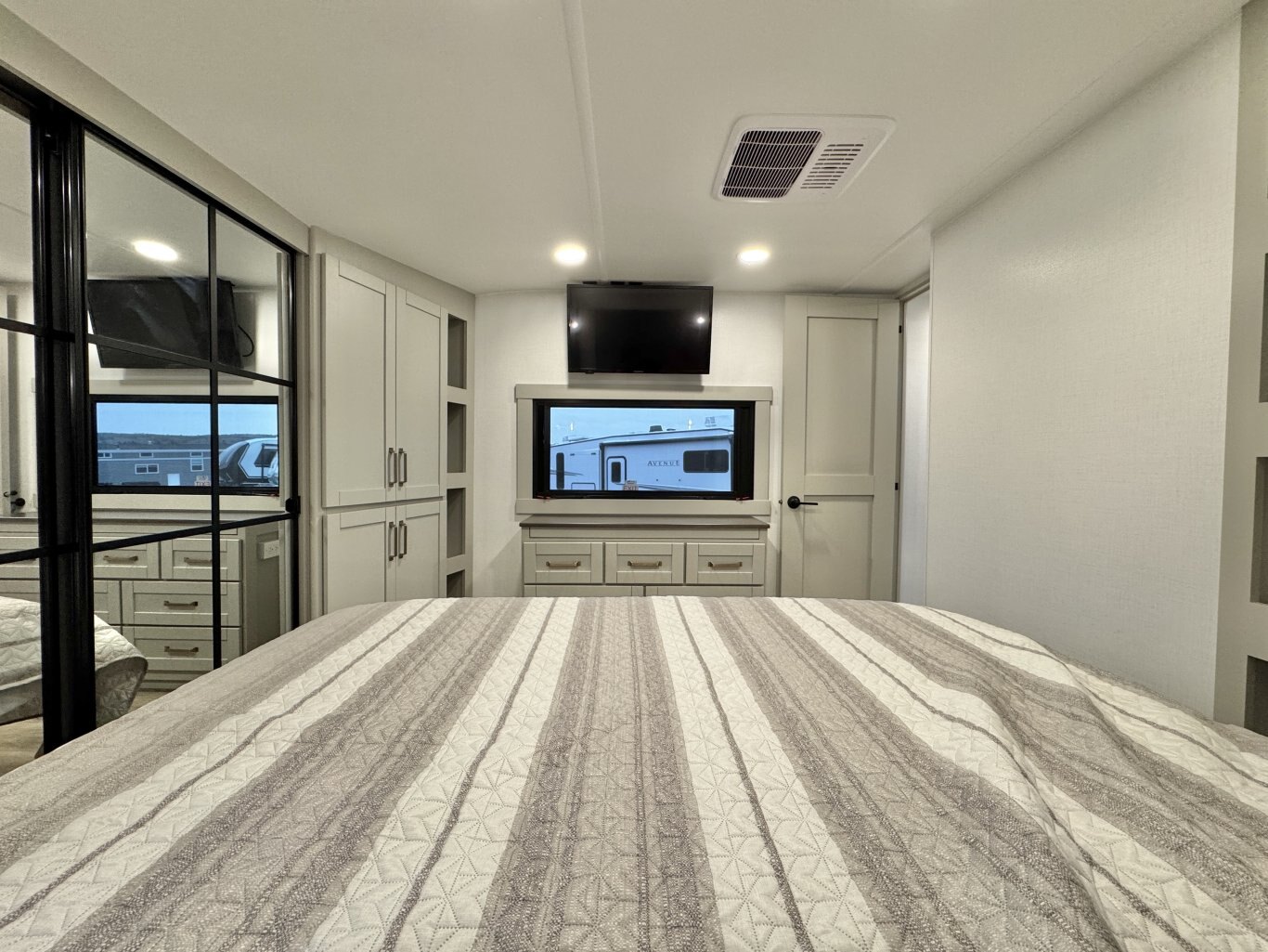 2024 Brinkley Model Z 3610 Fifth Wheel