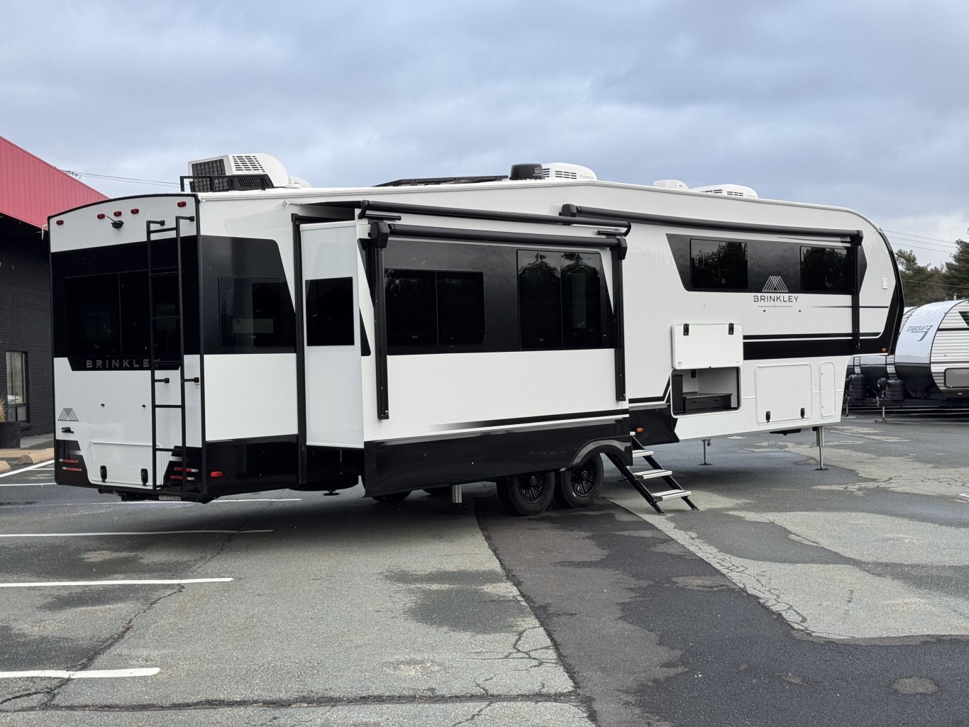 2024 Brinkley Model Z 3610 Fifth Wheel