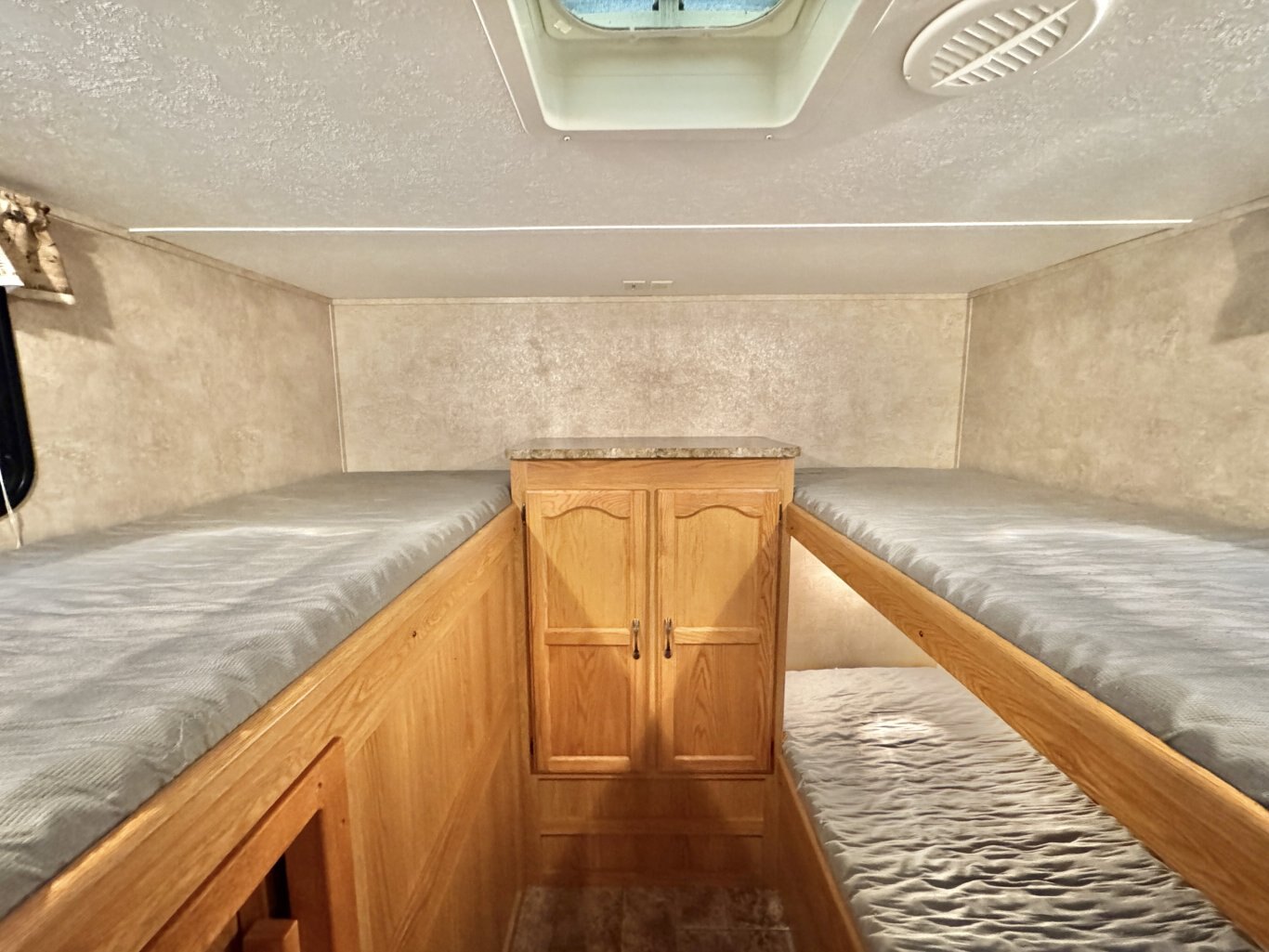 2011 Springdale 294BH Travel Trailer