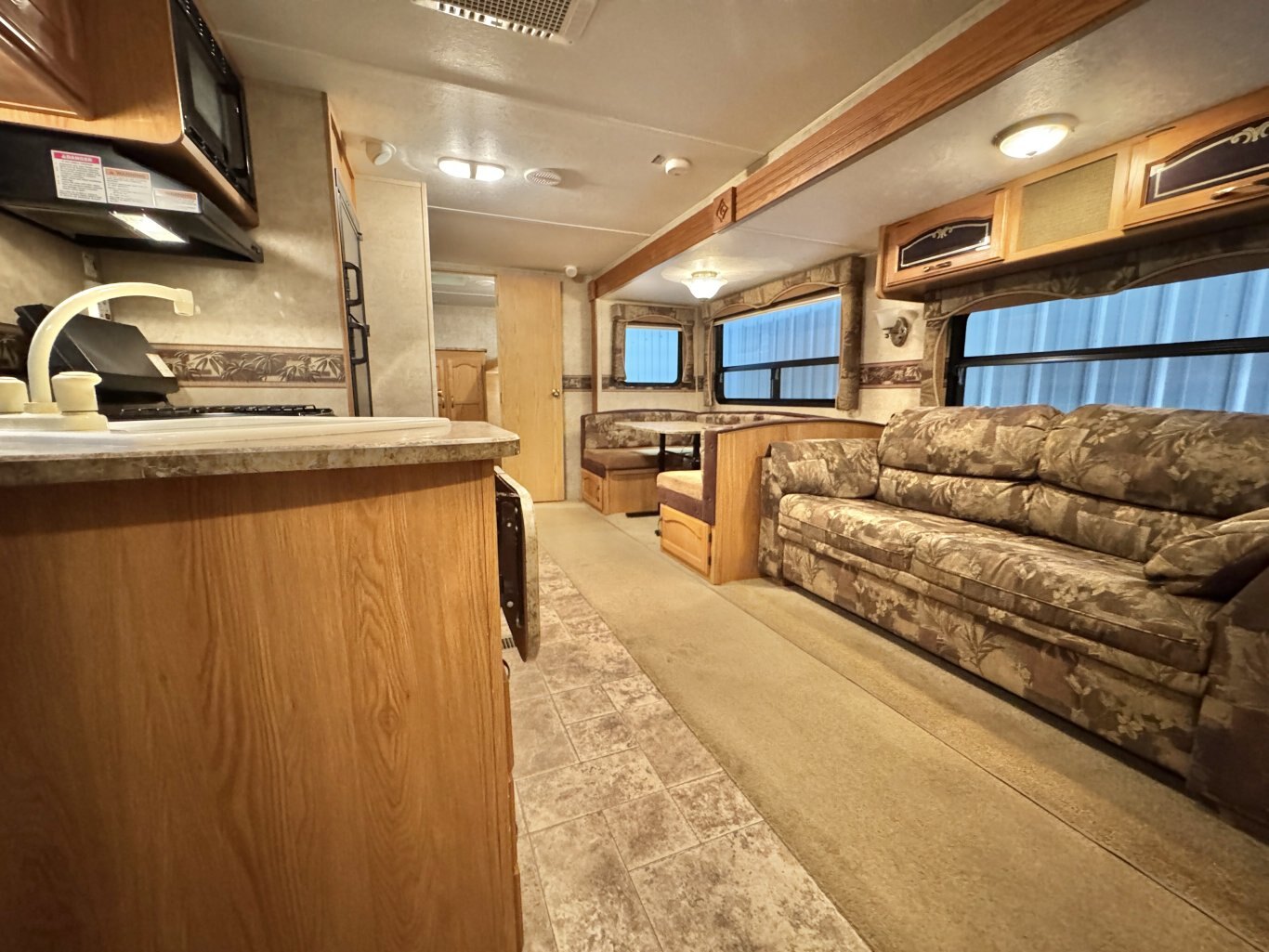 2011 Springdale 294BH Travel Trailer