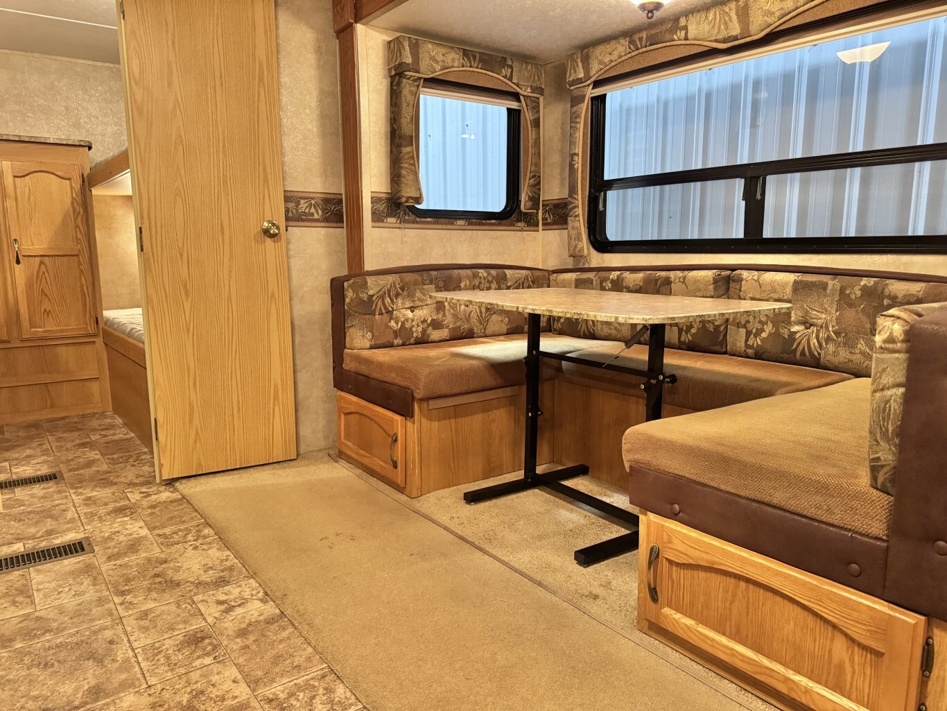 2011 Springdale 294BH Travel Trailer