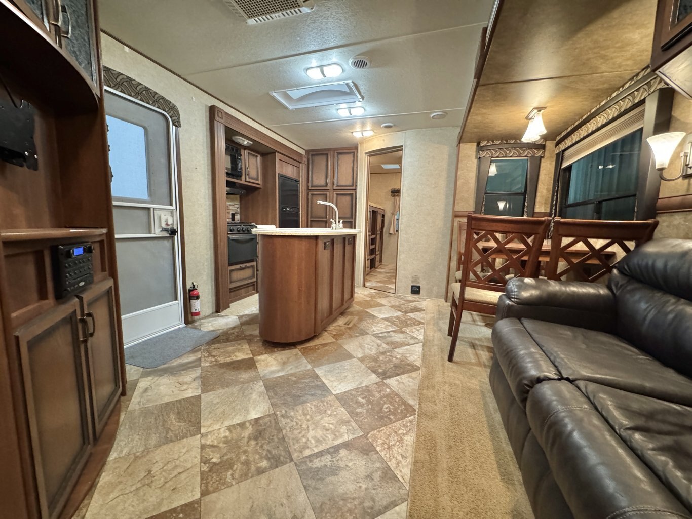 2014 Zinger 33BH Travel Trailer