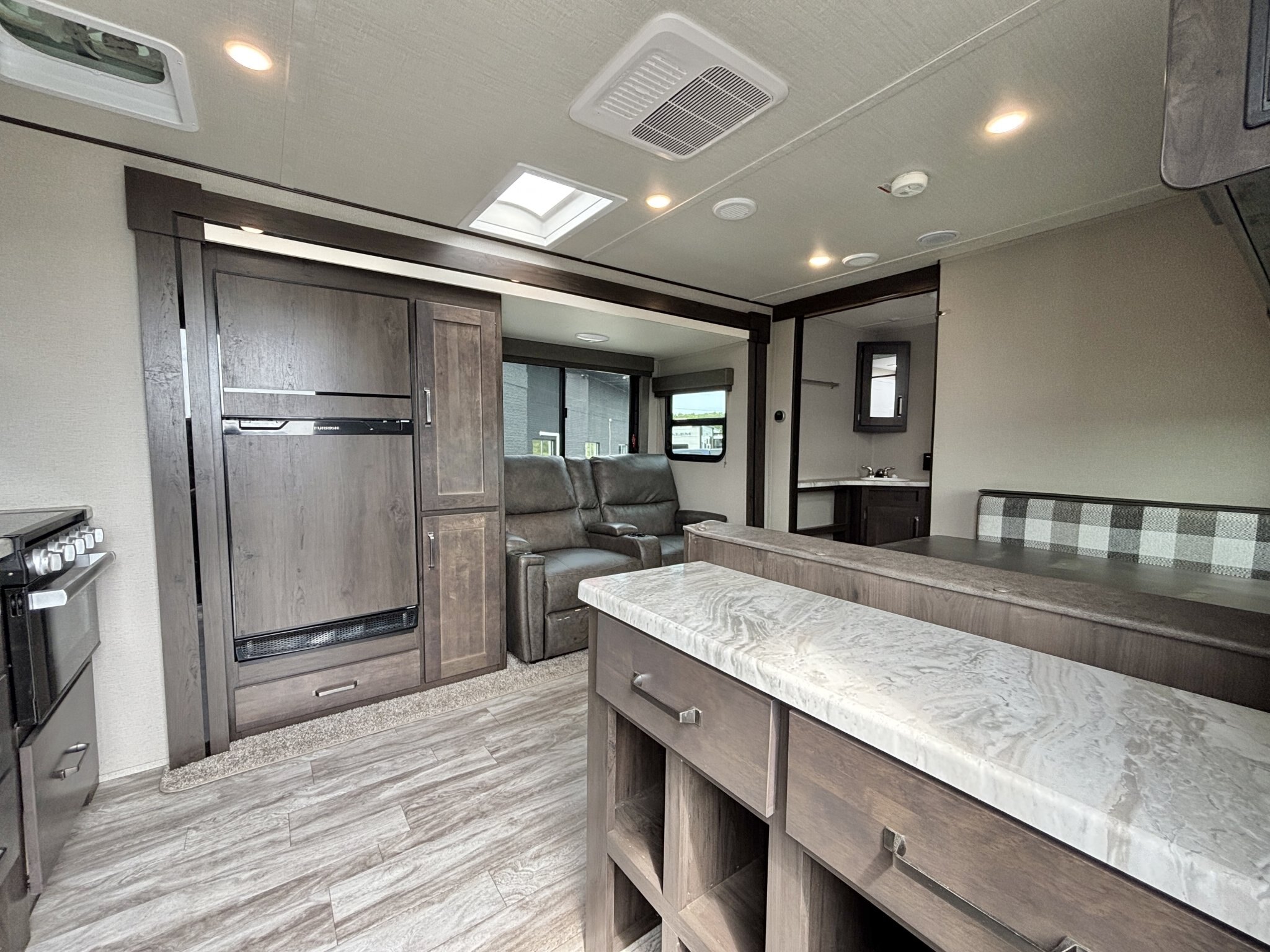 2022 Grand Design Transcend 231RK