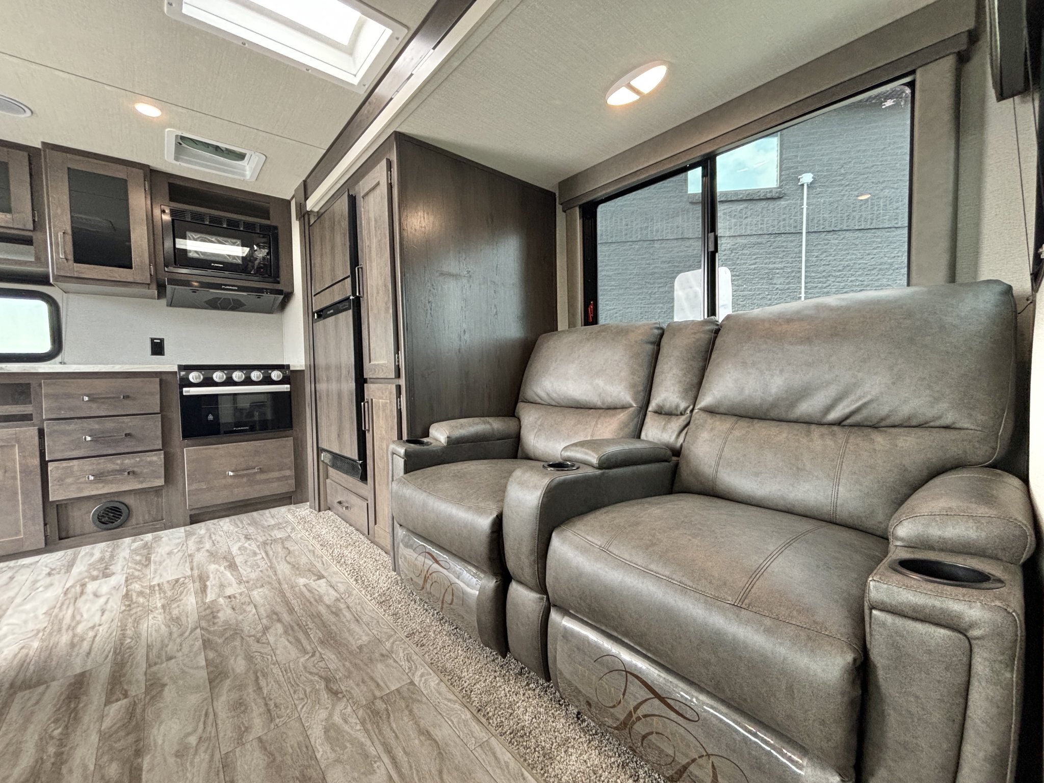 2022 Grand Design Transcend 231RK
