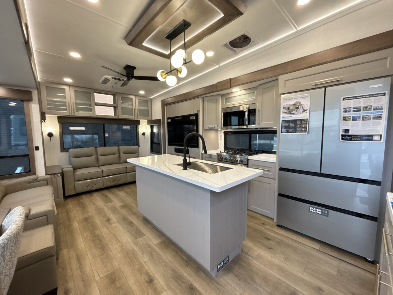 2026 Forest River Salem 36VBDS