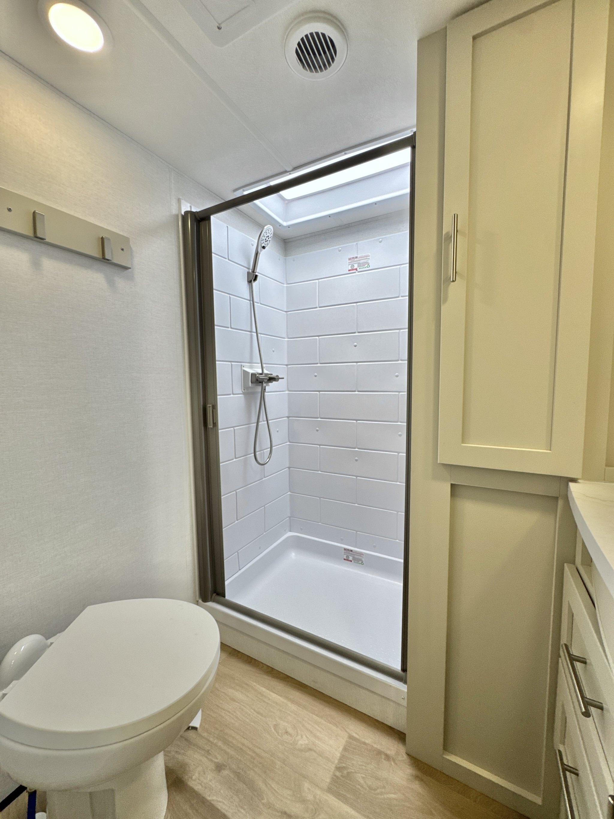 2027 Alliance 23ML Avenue Fifth Wheel