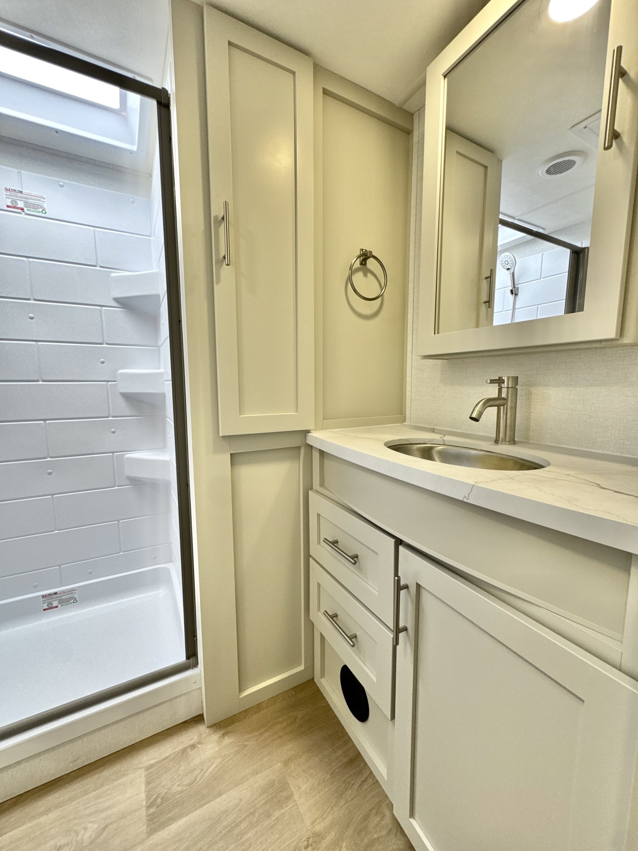 2027 Alliance 23ML Avenue Fifth Wheel
