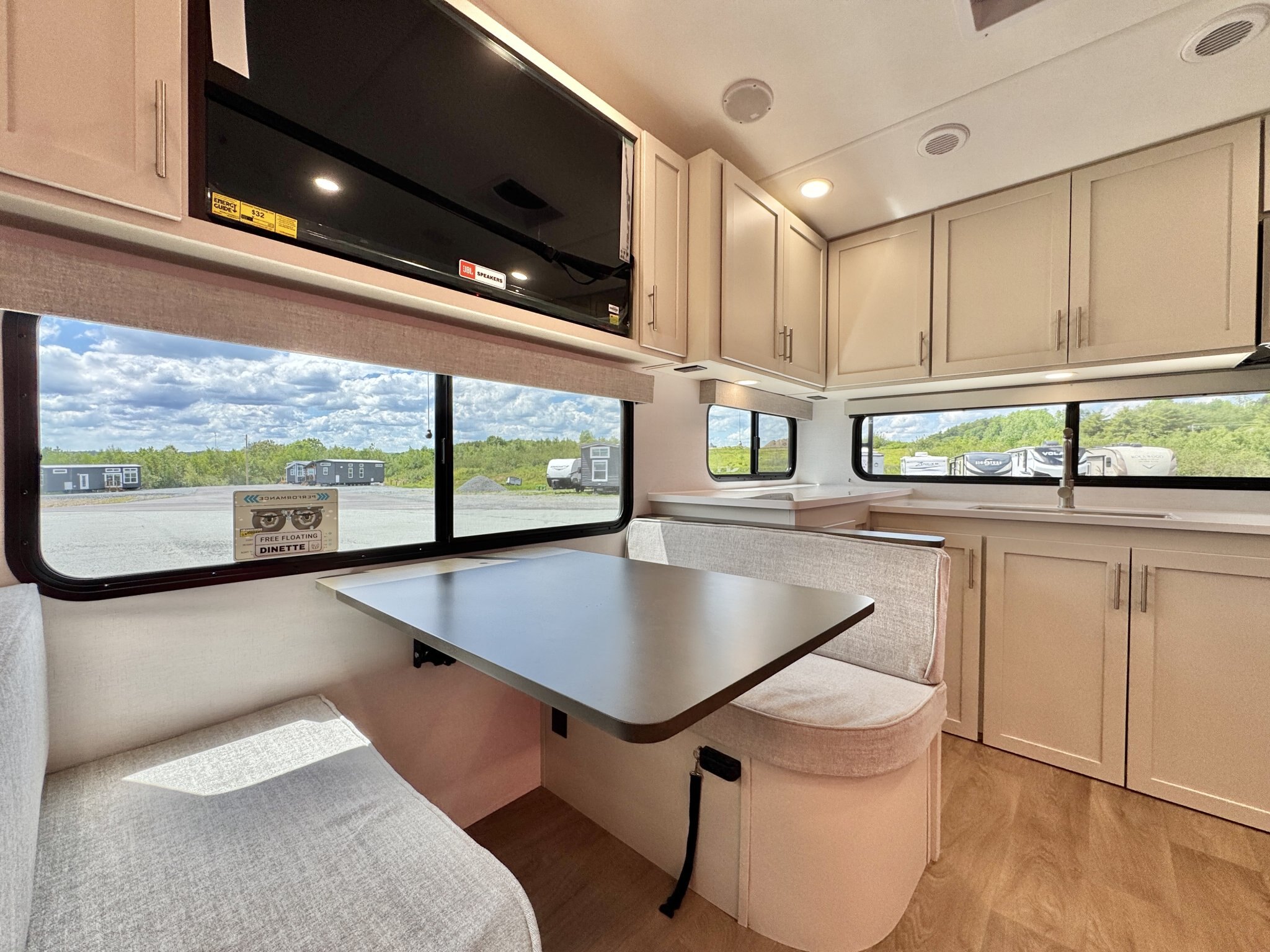 2027 Alliance 23ML Avenue Fifth Wheel