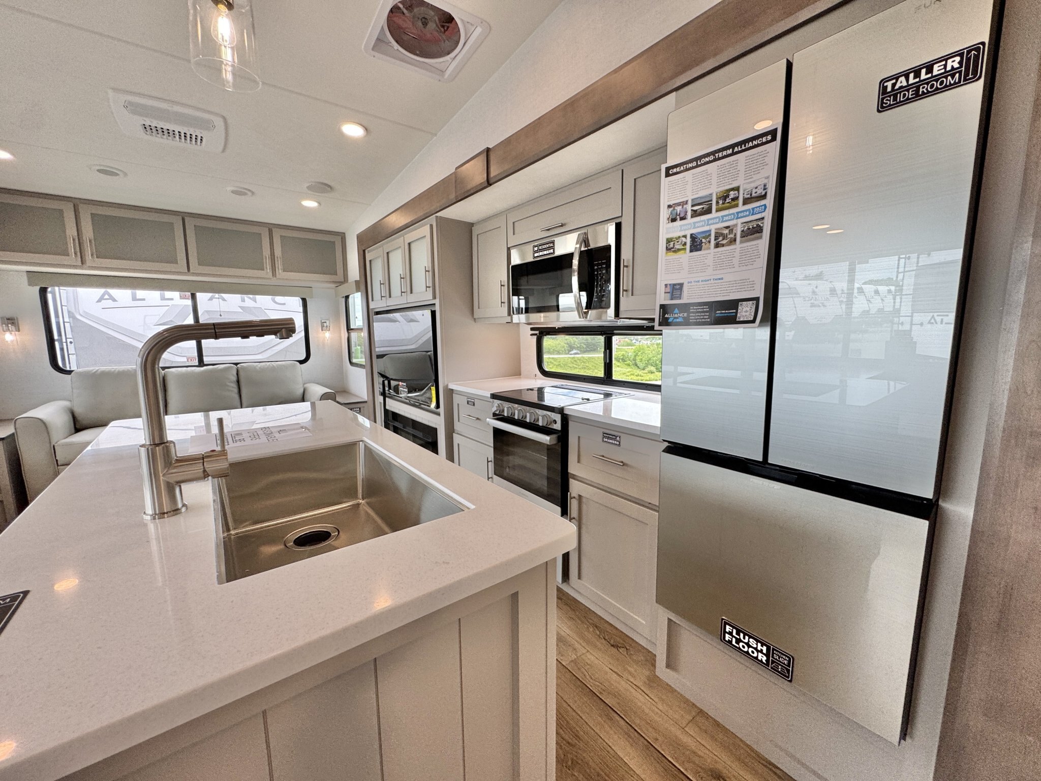 2026 Alliance 29RL Avenue Fifth Wheel