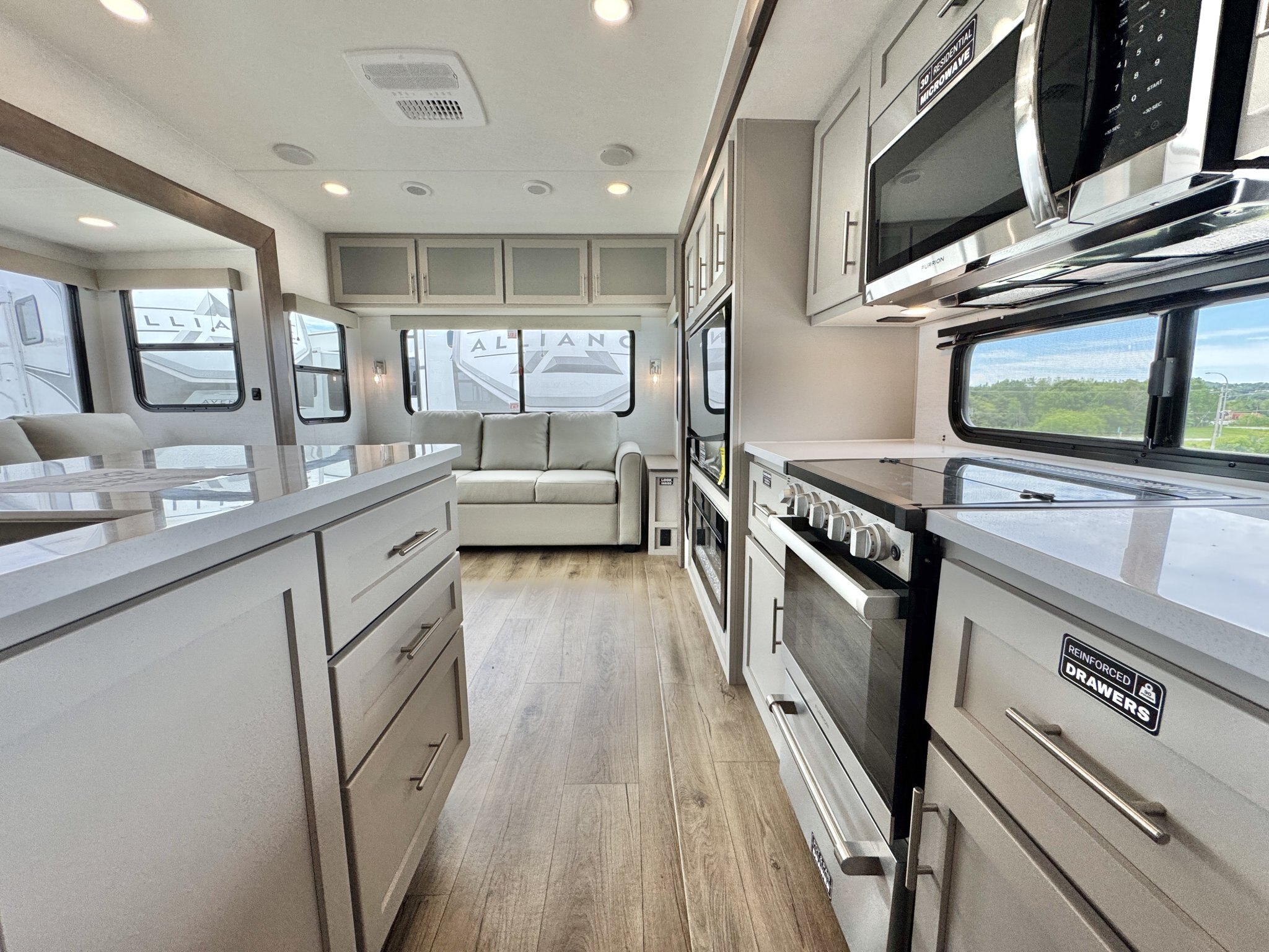 2026 Alliance 29RL Avenue Fifth Wheel