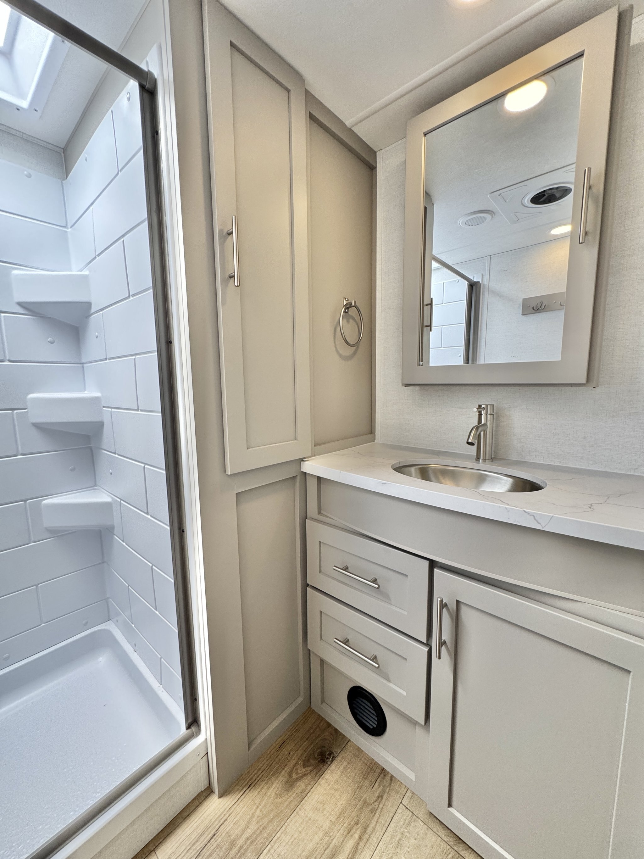 2026 Alliance 29RL Avenue Fifth Wheel