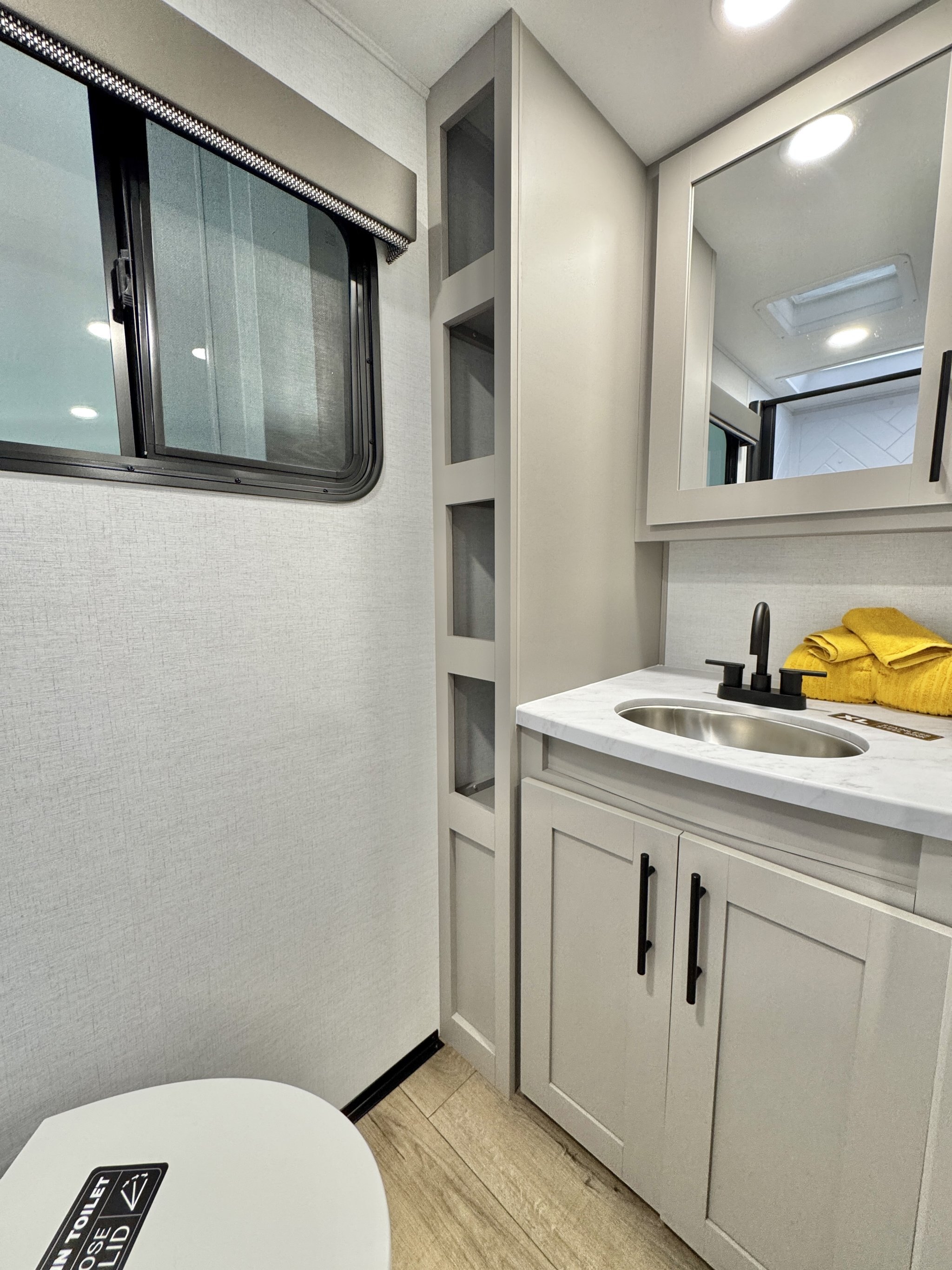 2026 Alliance RB152 Delta Travel Trailer