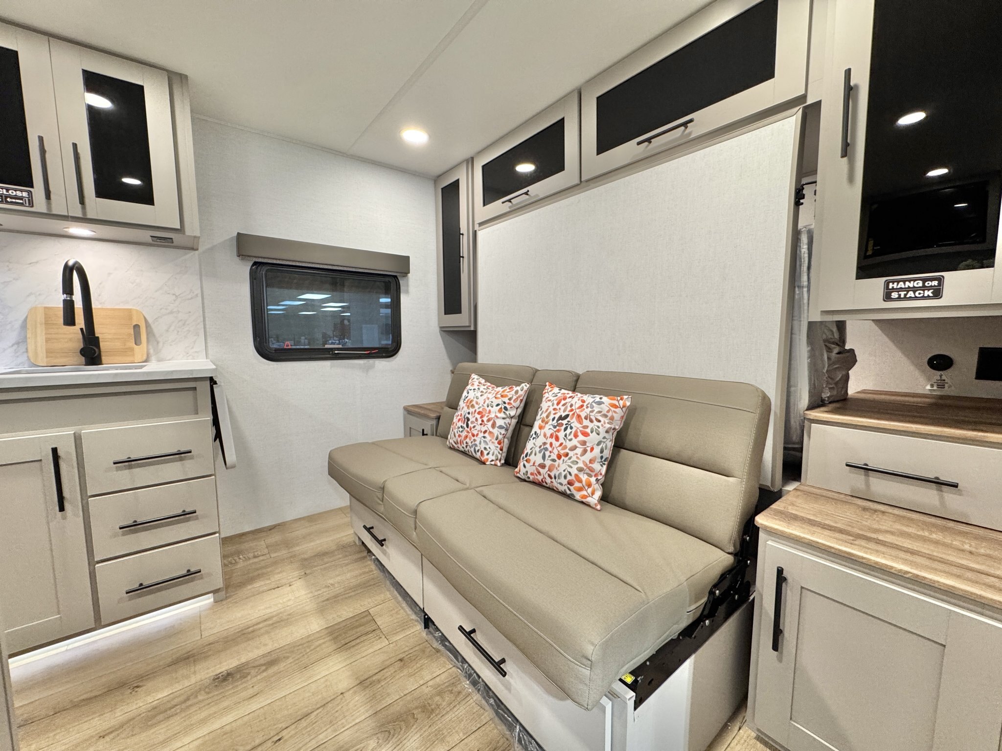 2026 Alliance RB152 Delta Travel Trailer