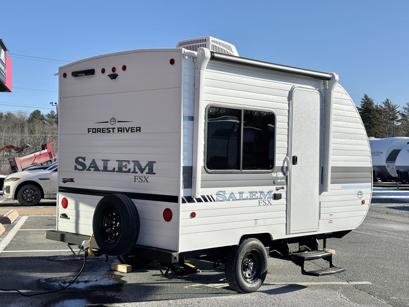 2025 Forest River Salem 28VIEW