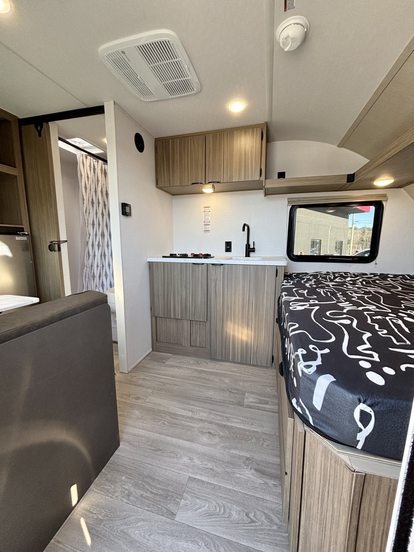 2025 Salem Cruise Lite 22VERANDA