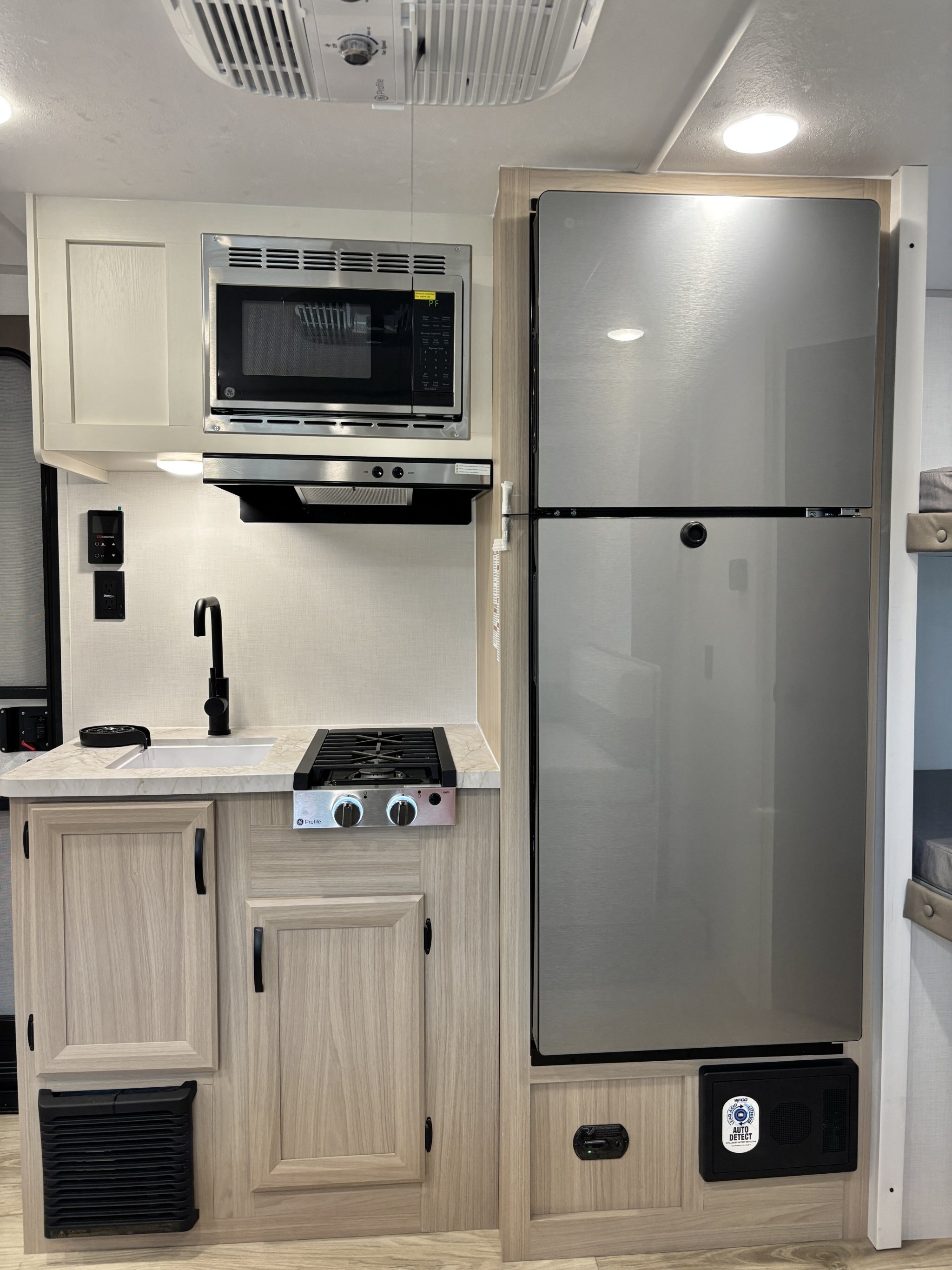 2027 Coachmen Clipper 4K Series 18DBS