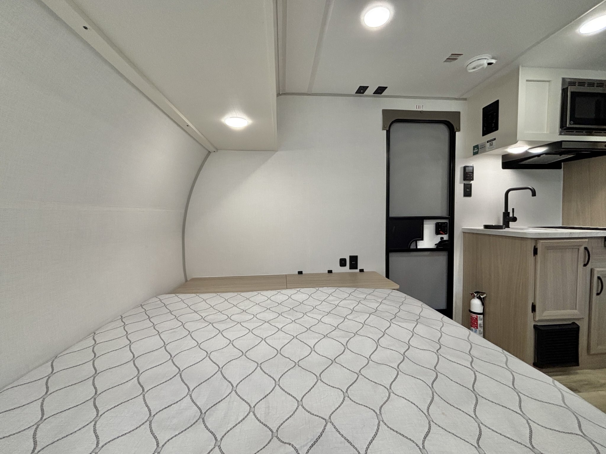 2027 Coachmen Clipper 4K Series 18DBS