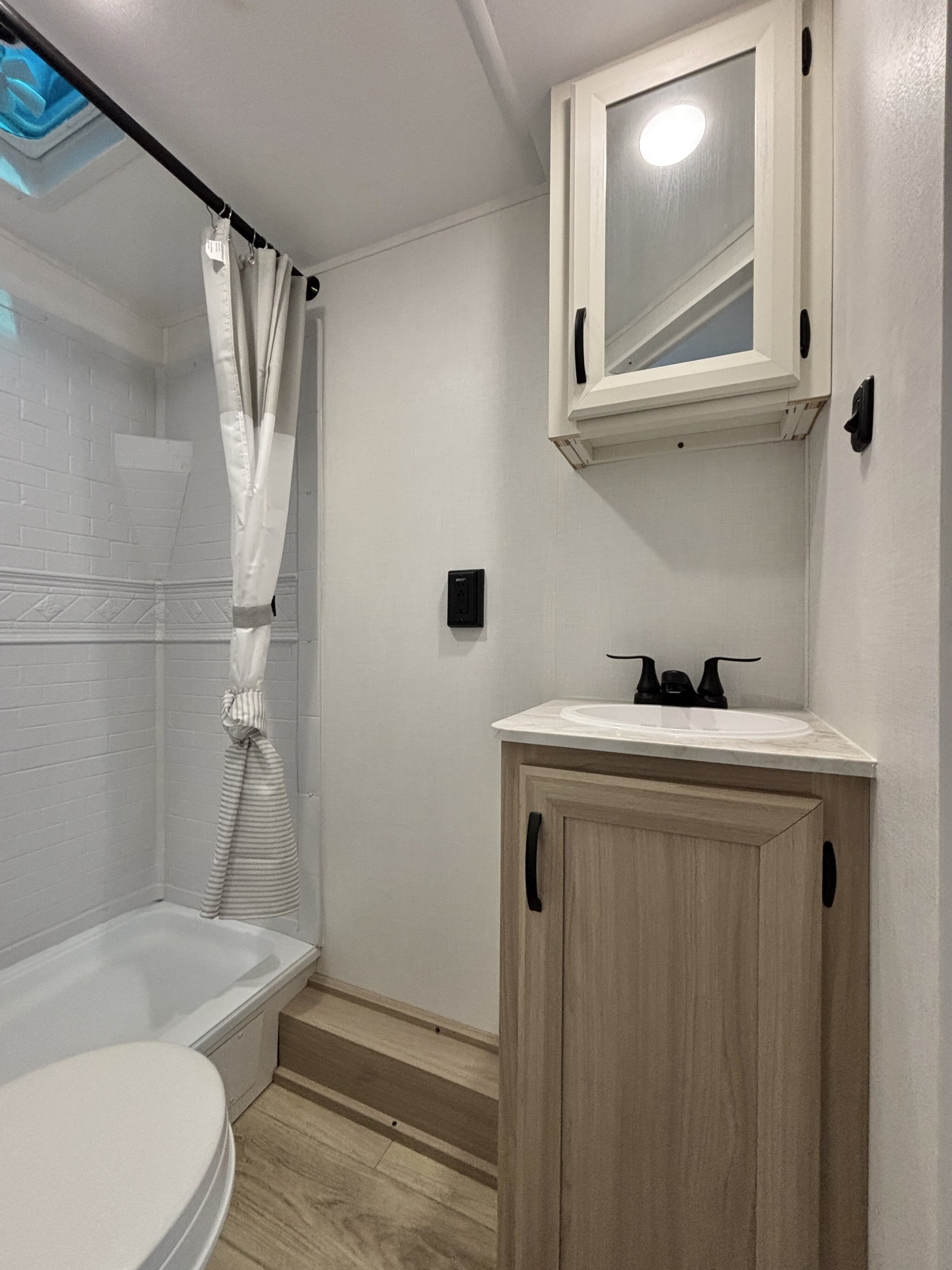 2027 Coachmen Clipper 6K Series 262DBS