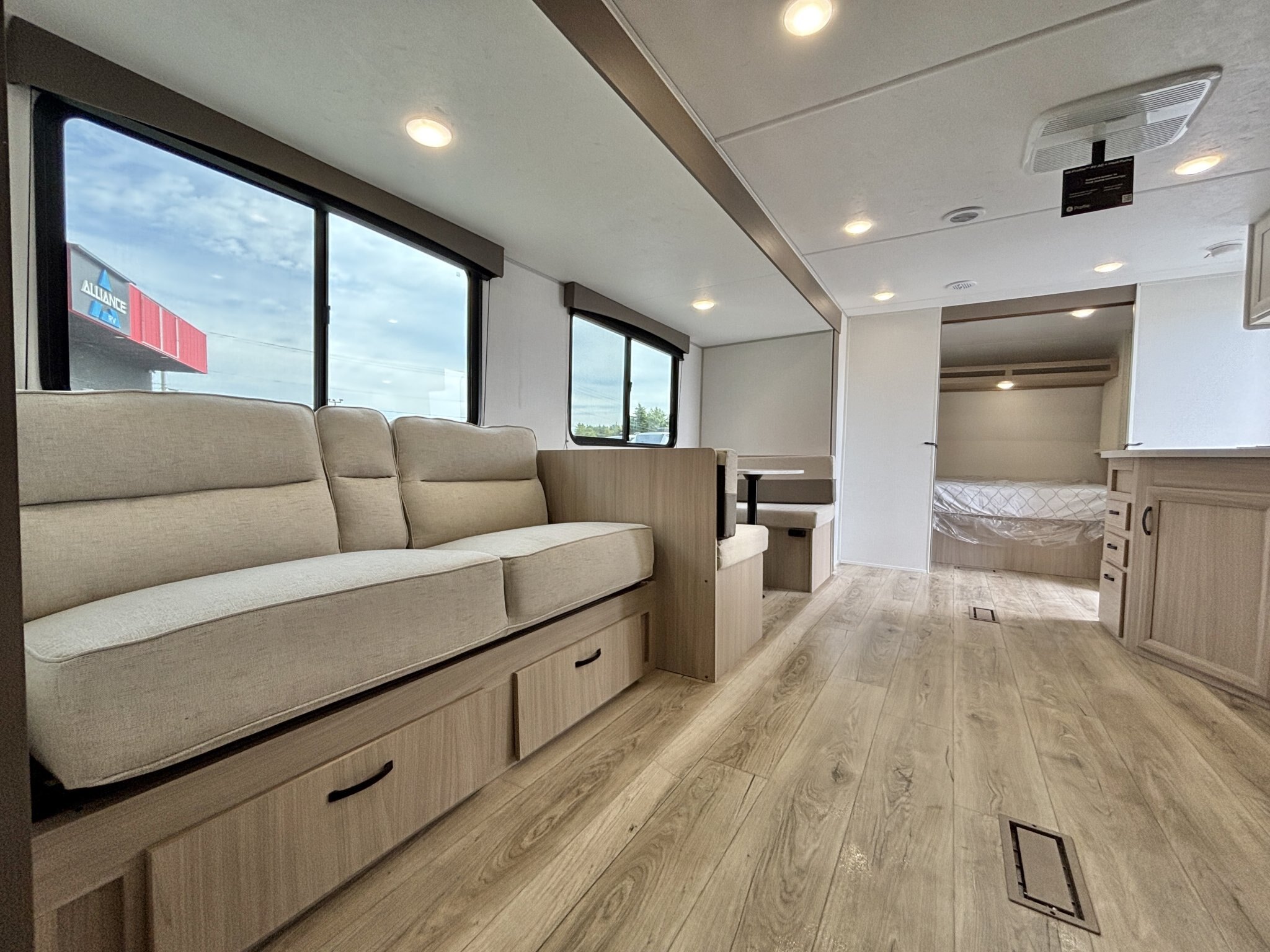 2027 Coachmen Clipper 6K Series 262DBS