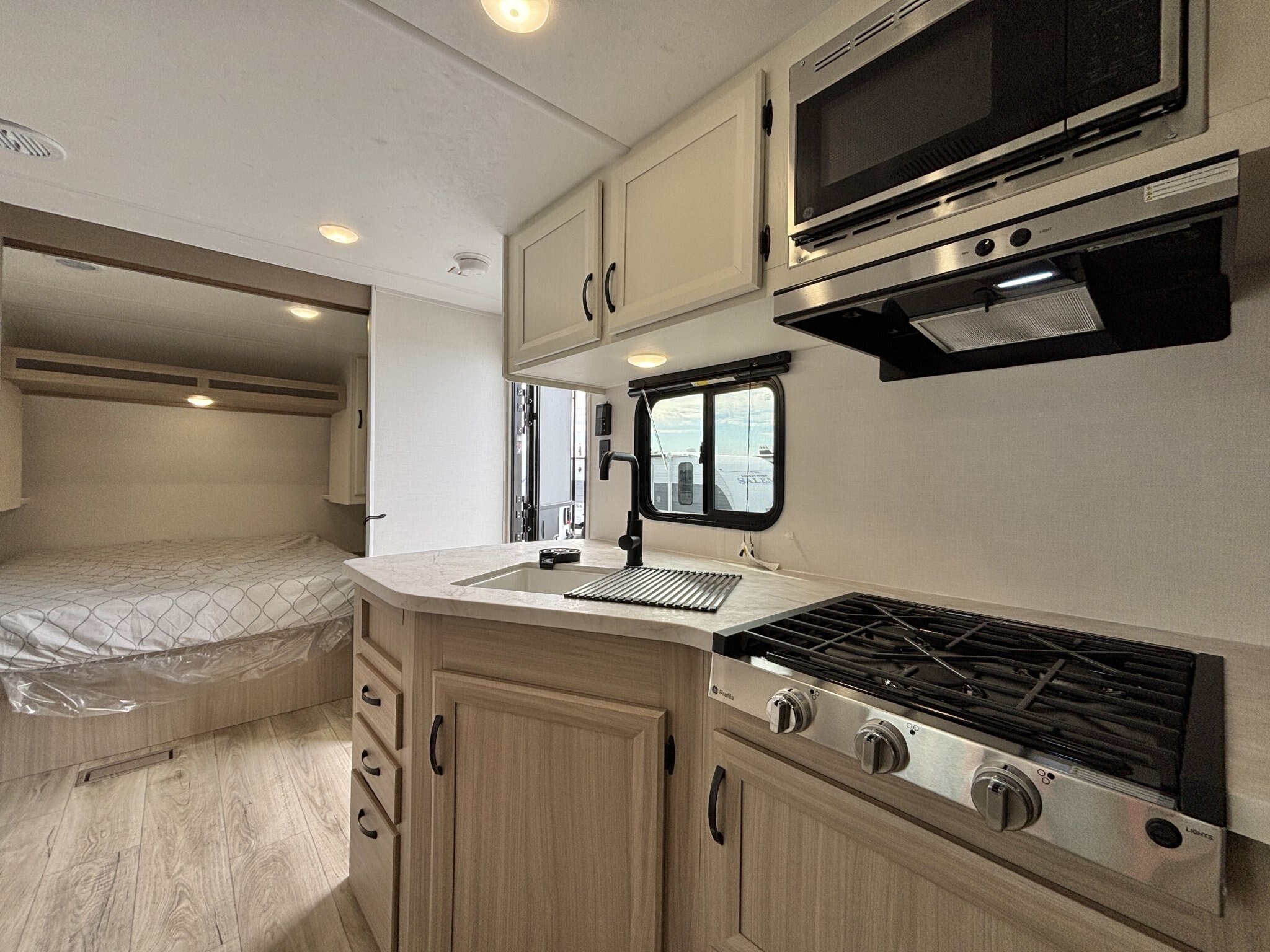 2027 Coachmen Clipper 6K Series 262DBS
