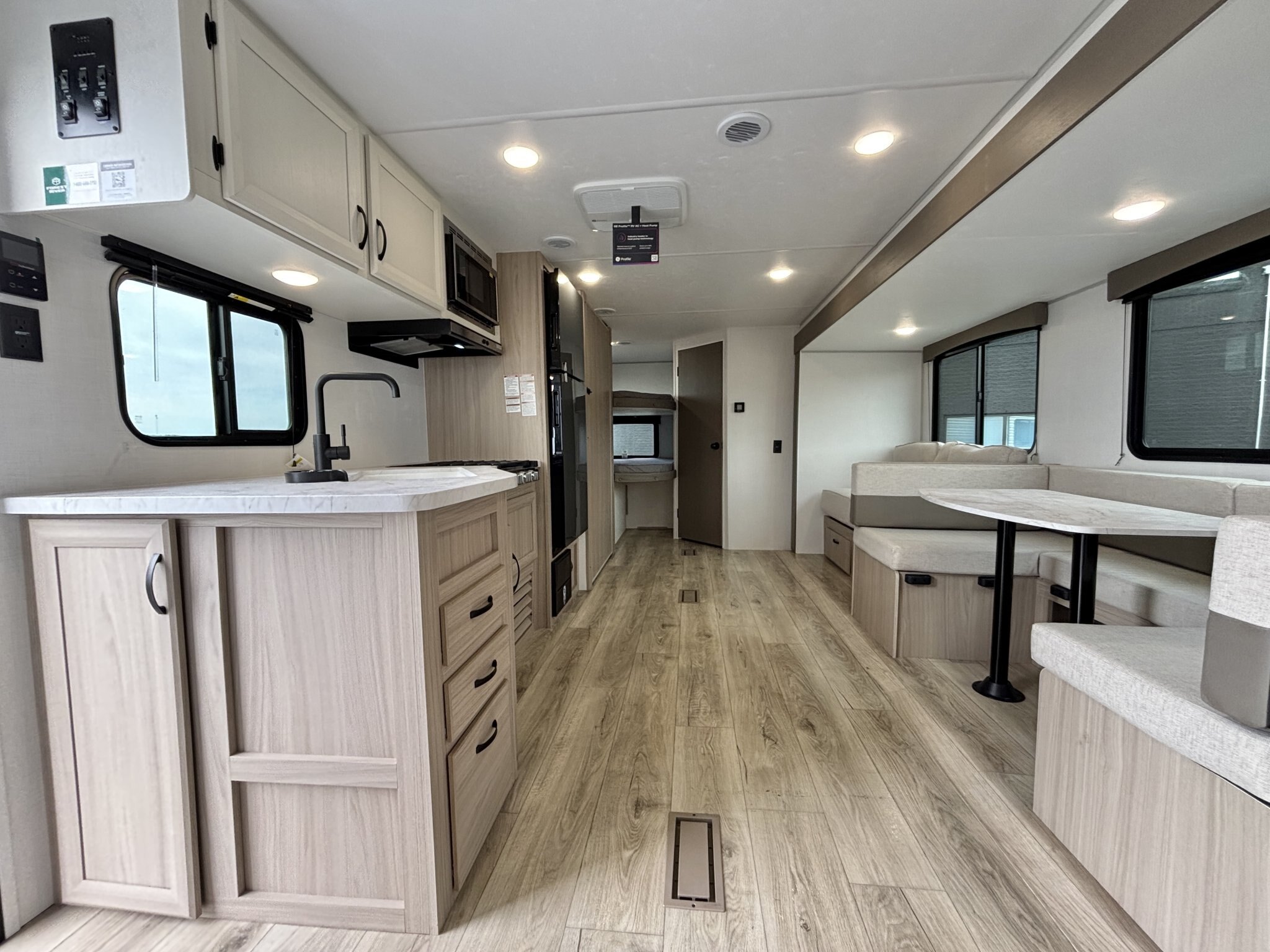 2027 Coachmen Clipper 6K Series 262DBS